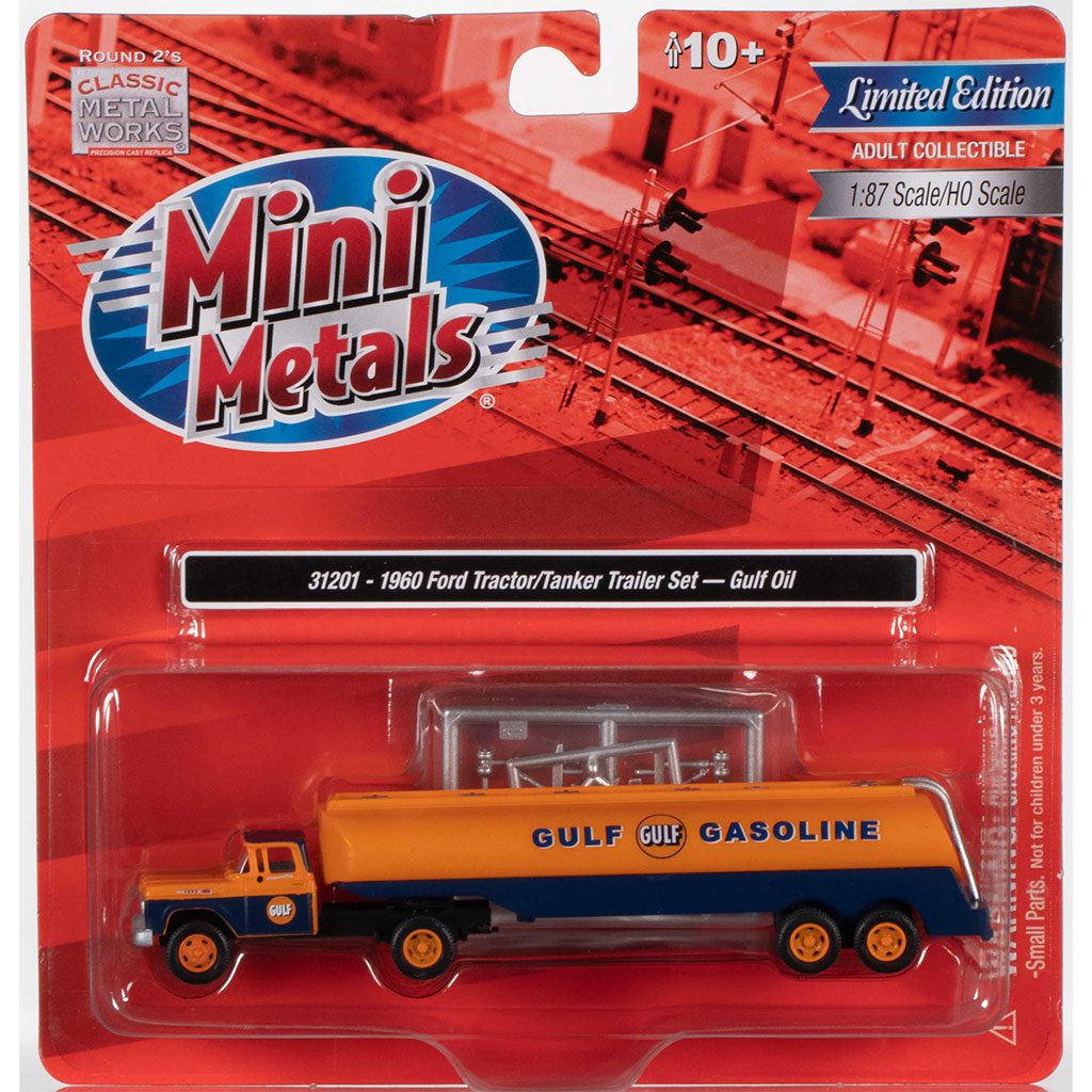 1960 Ford tractor / tanker trailer set - Gulf Oil