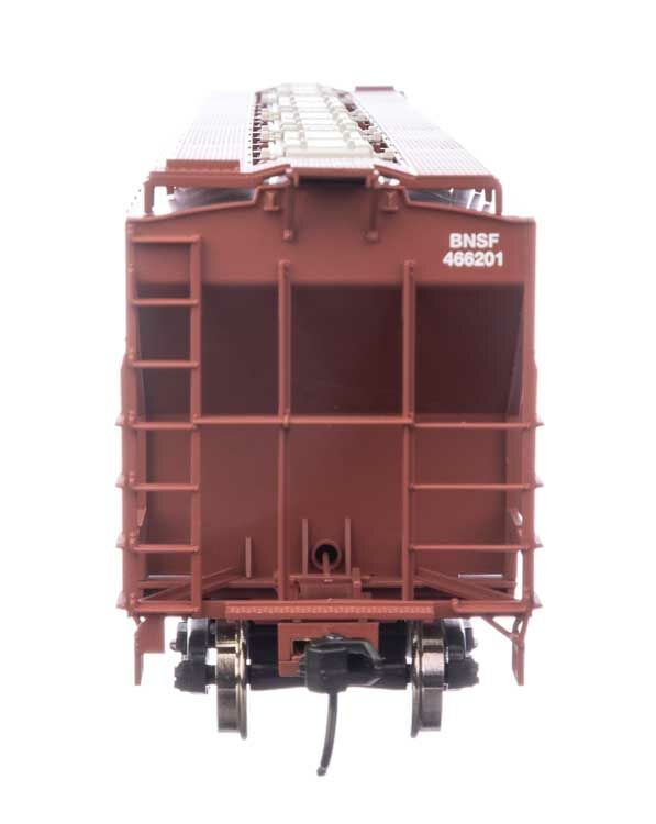 BNSF Trinity 4750 3-bay covered hopper #466201