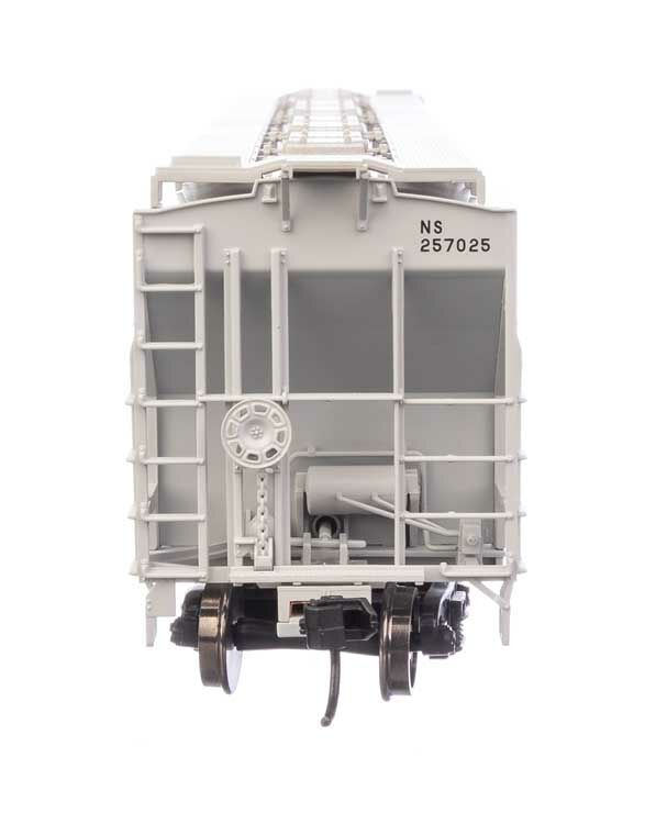Norfolk Southern Trinity 4750 3-bay covered hopper #257025