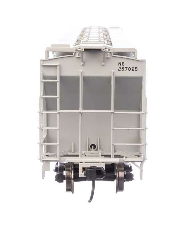 Norfolk Southern Trinity 4750 3-bay covered hopper #257025