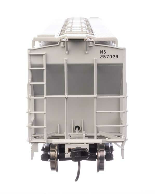 Norfolk Southern Trinity 4750 3-bay covered hopper #257029