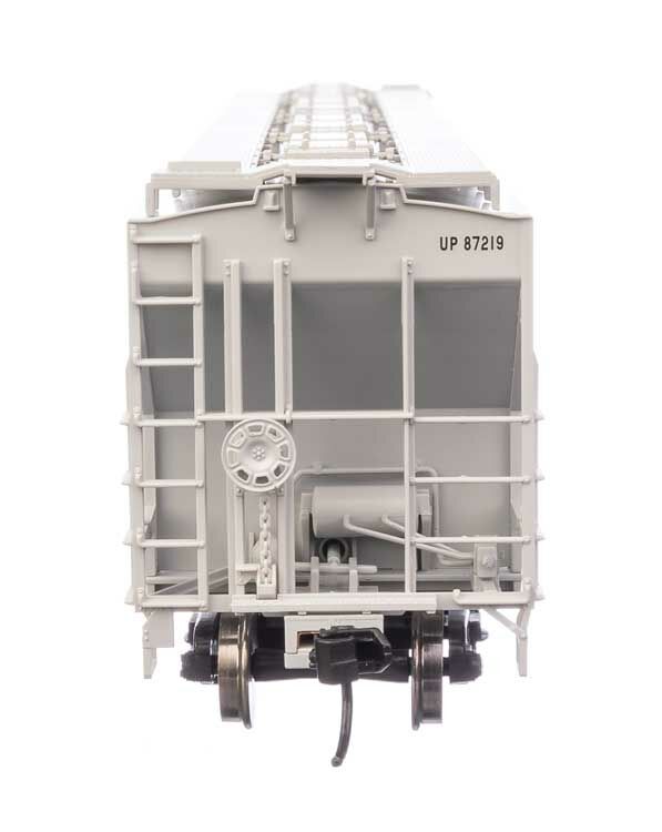 Union Pacific Trinity 4750 3-bay covered hopper #87219