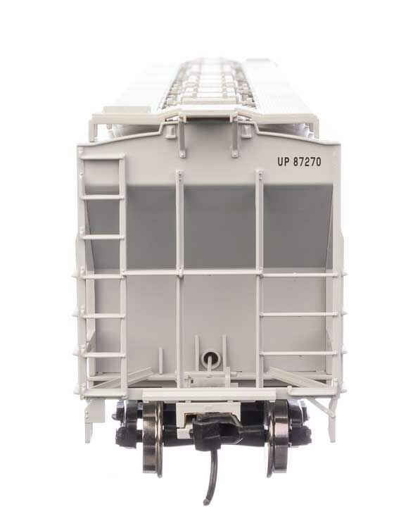 Union Pacific Trinity 4750 3-bay covered hopper #87270