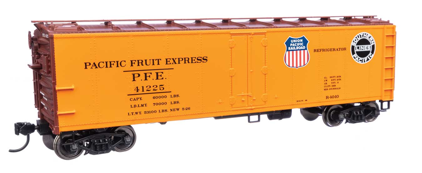 Pacific Fruit Express 40' Steel Reefer With Dreadnaught Ends #41225