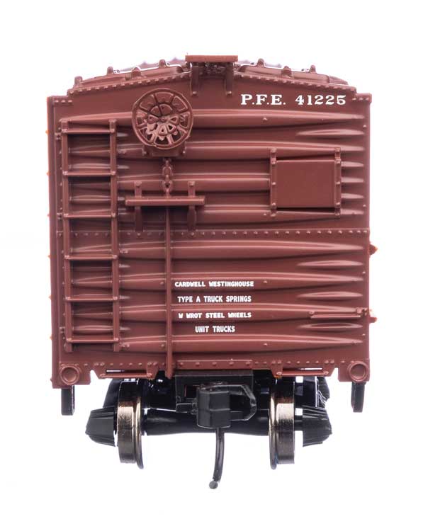 Pacific Fruit Express 40' Steel Reefer With Dreadnaught Ends #41225