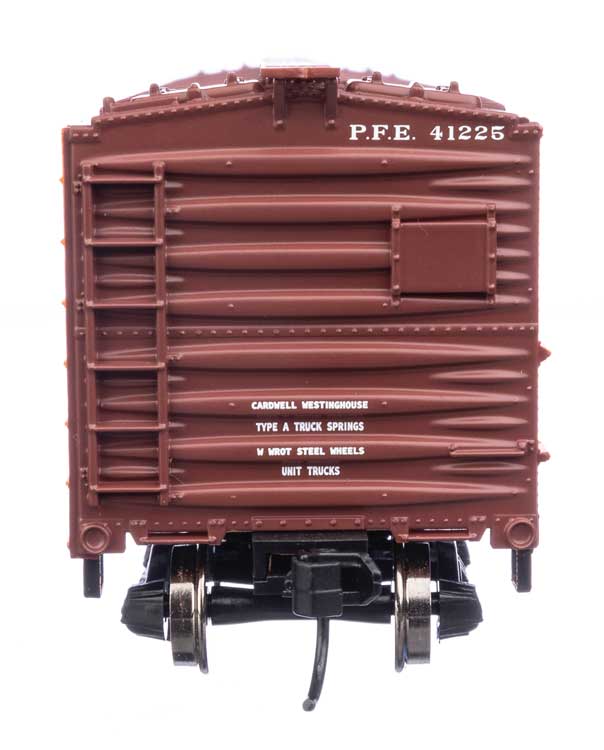 Pacific Fruit Express 40' Steel Reefer With Dreadnaught Ends #41225