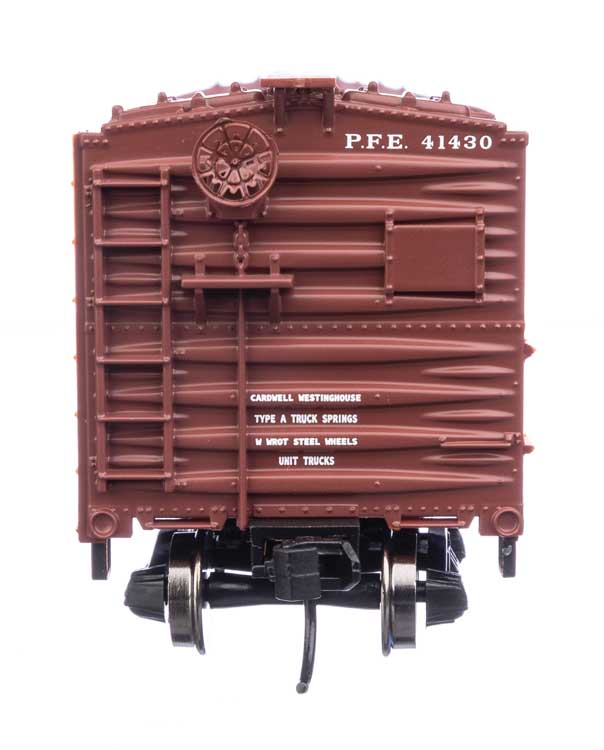 Pacific Fruit Express 40' Steel Reefer With Dreadnaught Ends #41430