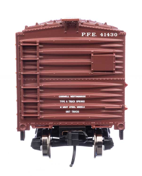Pacific Fruit Express 40' Steel Reefer With Dreadnaught Ends #41430