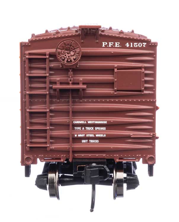 Pacific Fruit Express 40' Steel Reefer With Dreadnaught Ends #41507