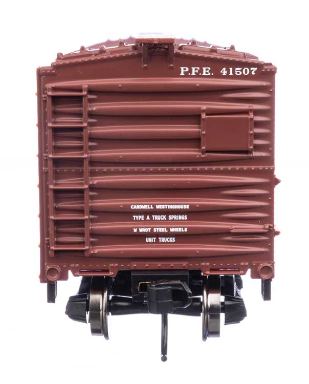 Pacific Fruit Express 40' Steel Reefer With Dreadnaught Ends #41507