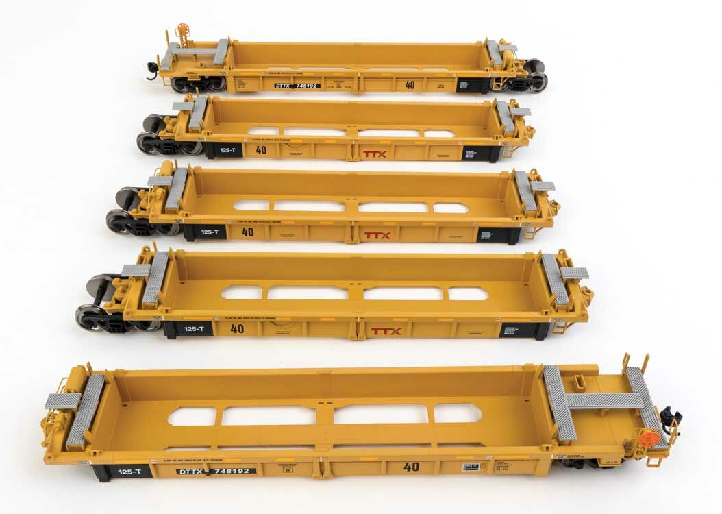 TTX Thrall 5-unit rebuilt 40' well car #748192
