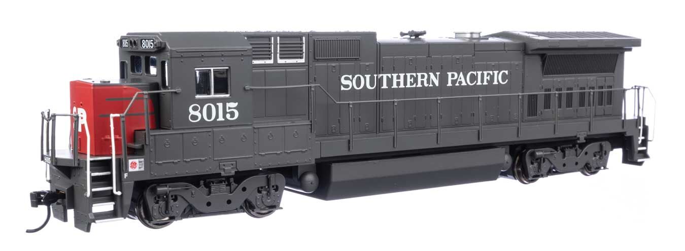 Southern Pacific GE Dash 8-40B #8015 with DCC & sound