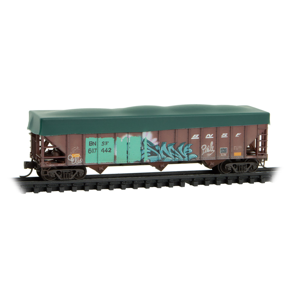 Burlington Northern Santa Fe With Tarp Covers Weathered 3-Pack