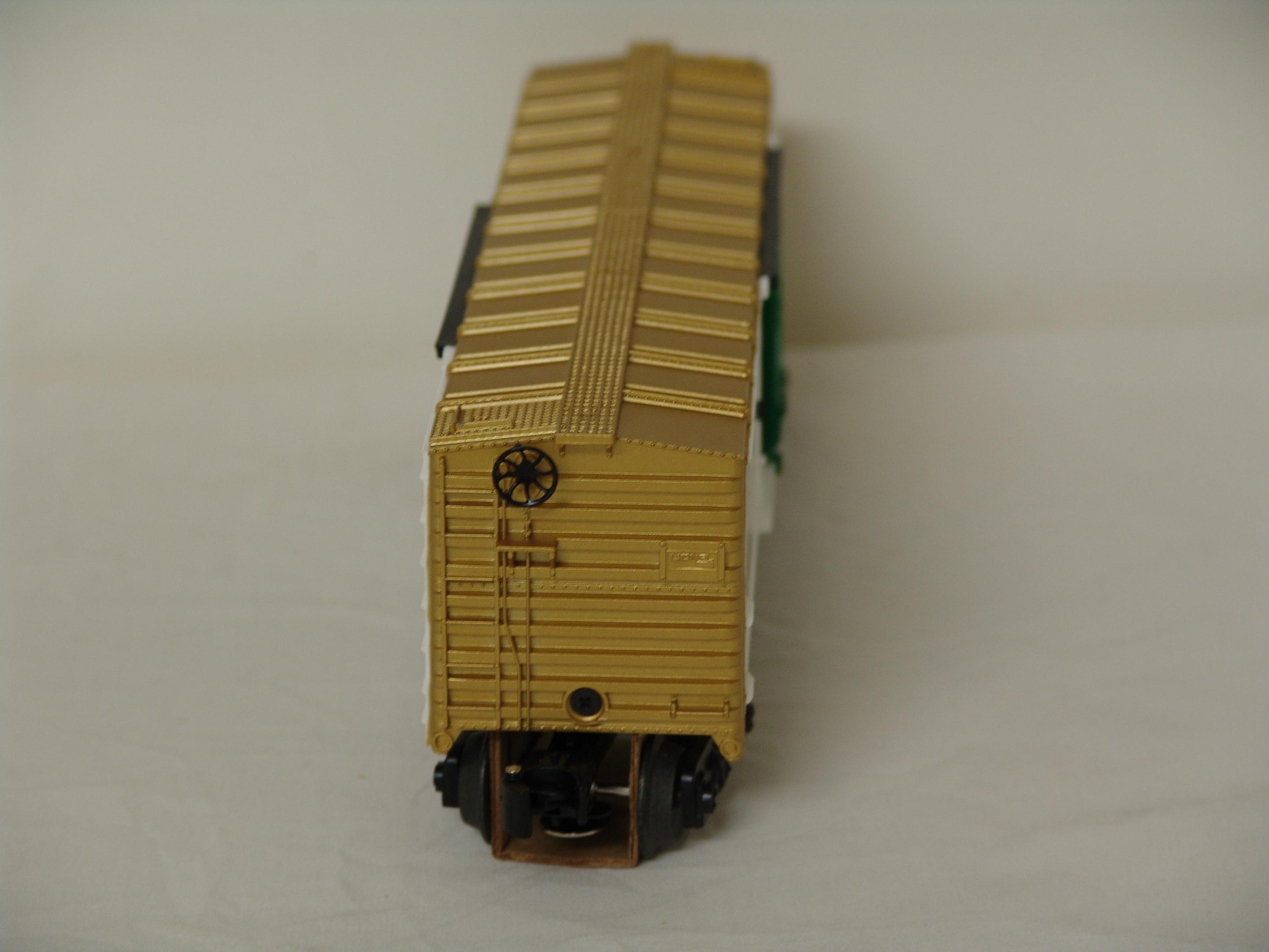 1990 O Gauge Season's Greetings boxcar #19910 (used)