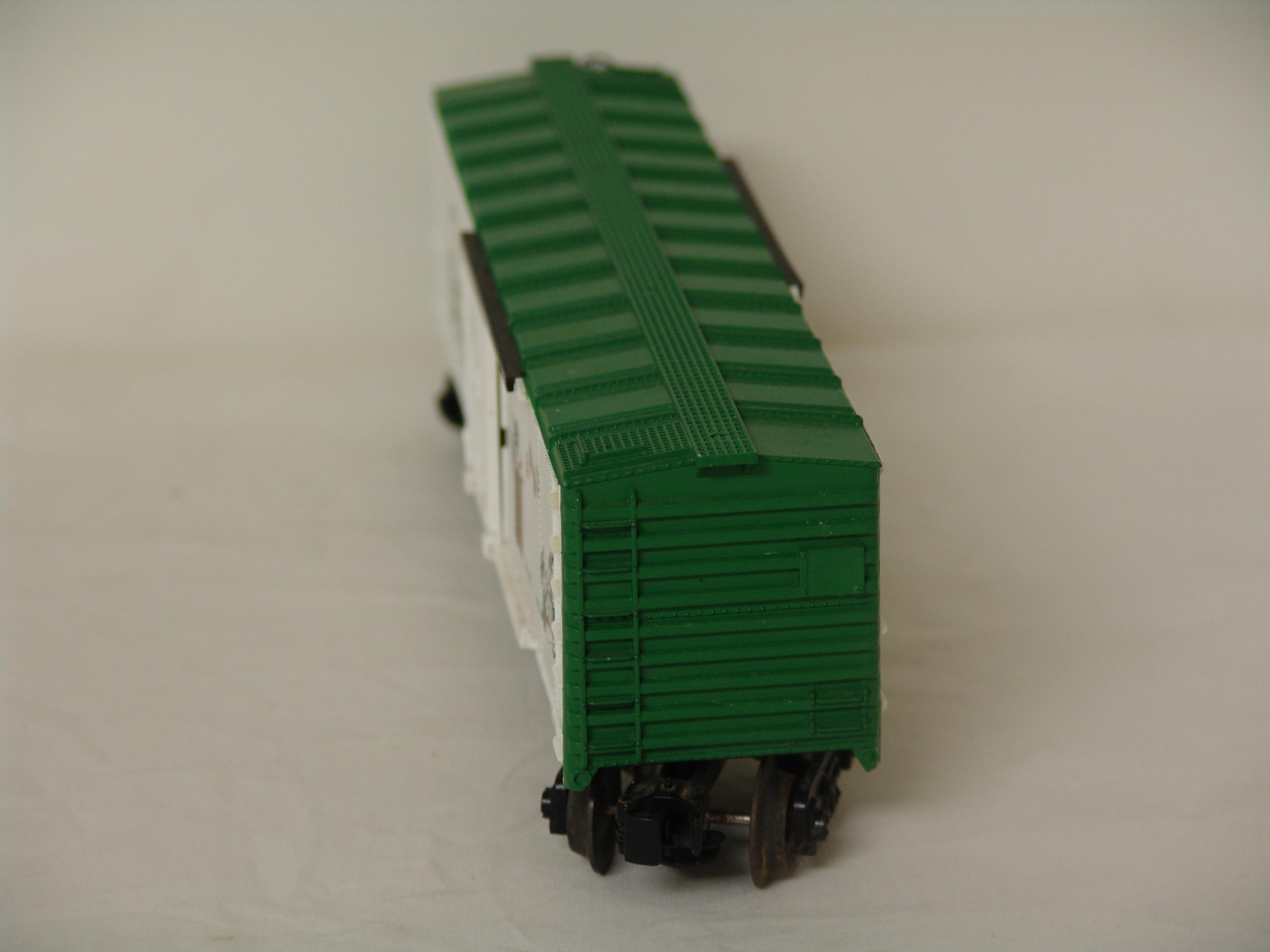 1993 O gauge Christmas boxcar #19922 (used)