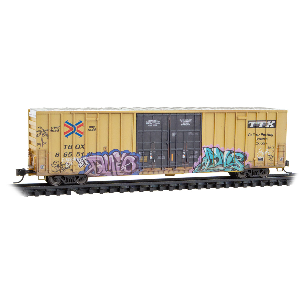 TTX weathered 60' rib side double plug door high cube boxcar #665519