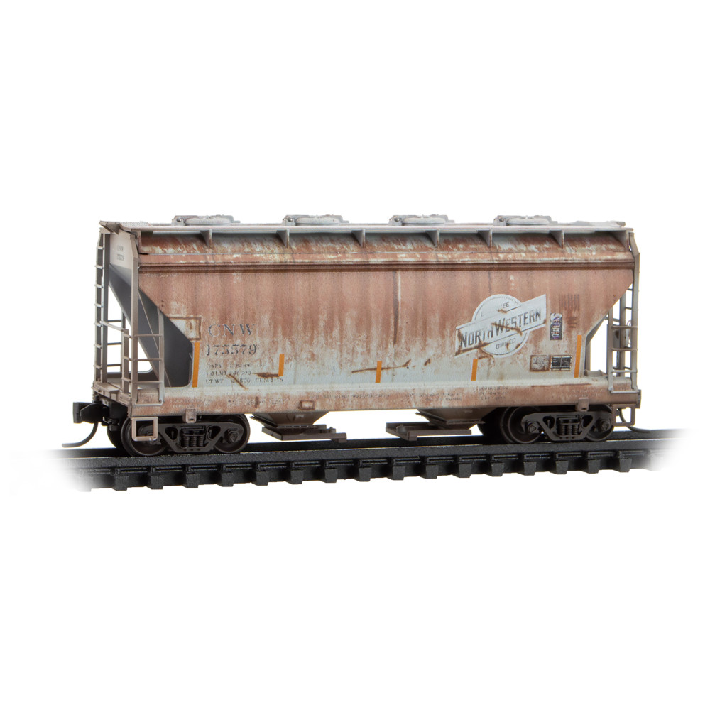 Chicago & North Western weathered covered hopper 2-pack