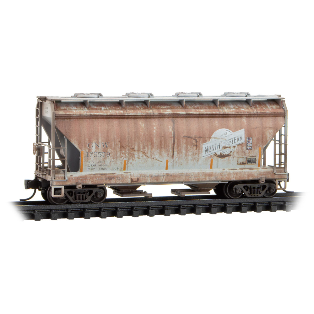 Chicago & North Western weathered covered hopper 2-pack