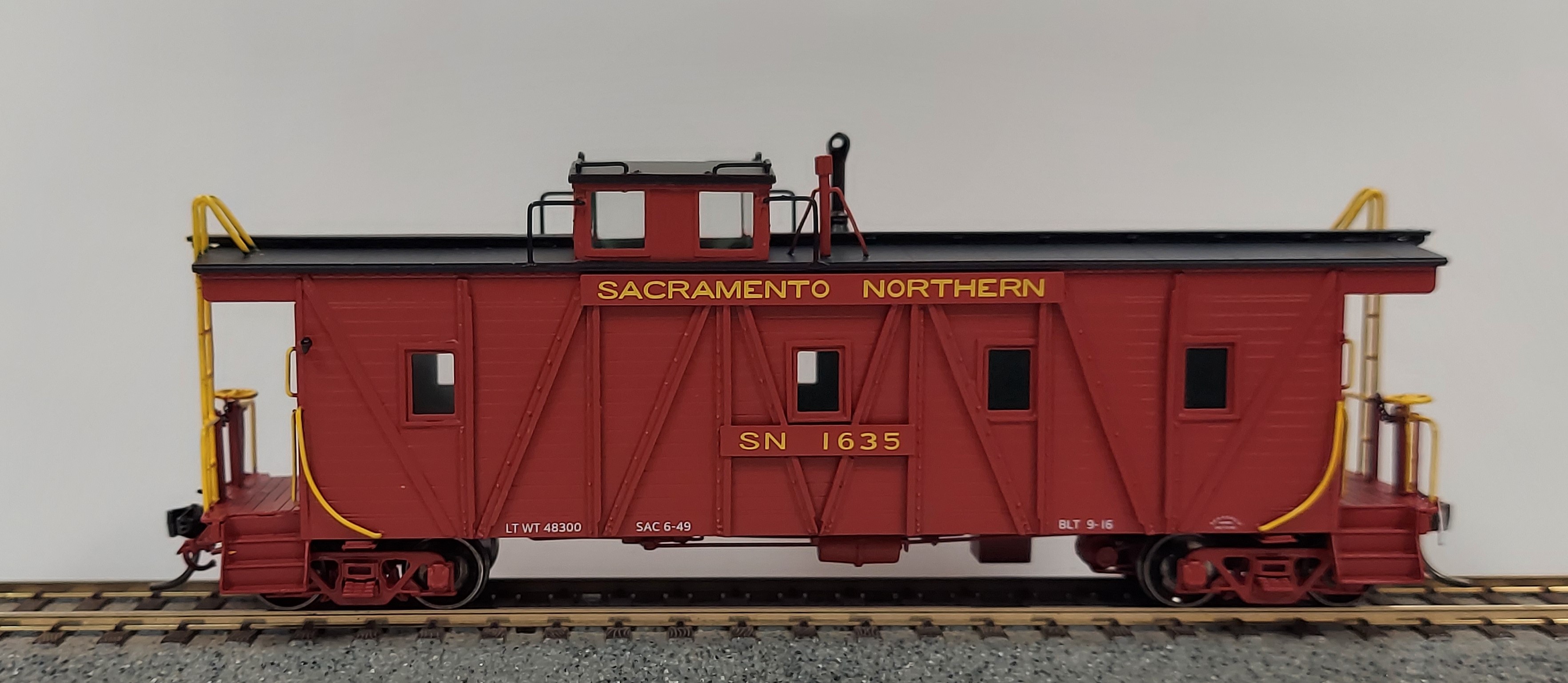 Sacramento Northern Caboose #1635 Square End (Brown)