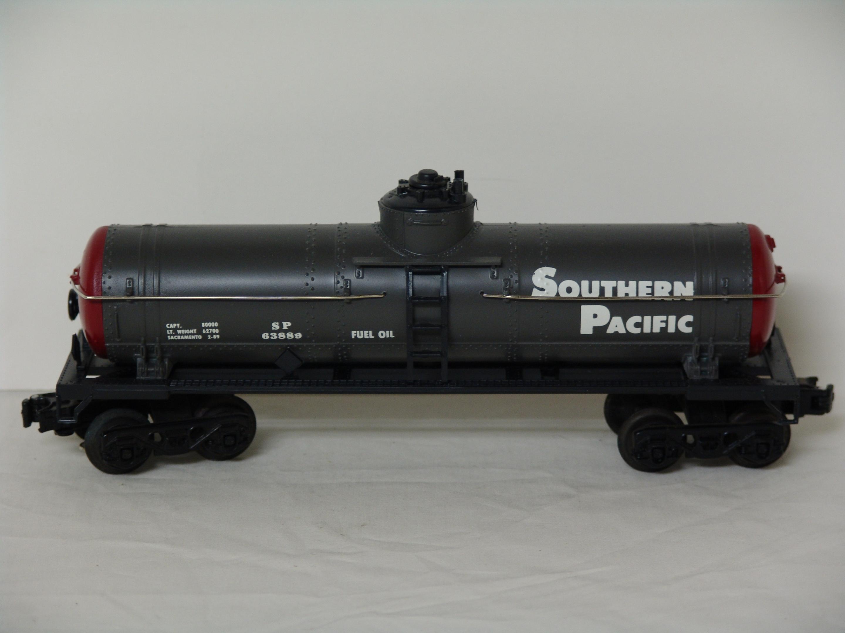 Southern Pacific single dome tank car (used)