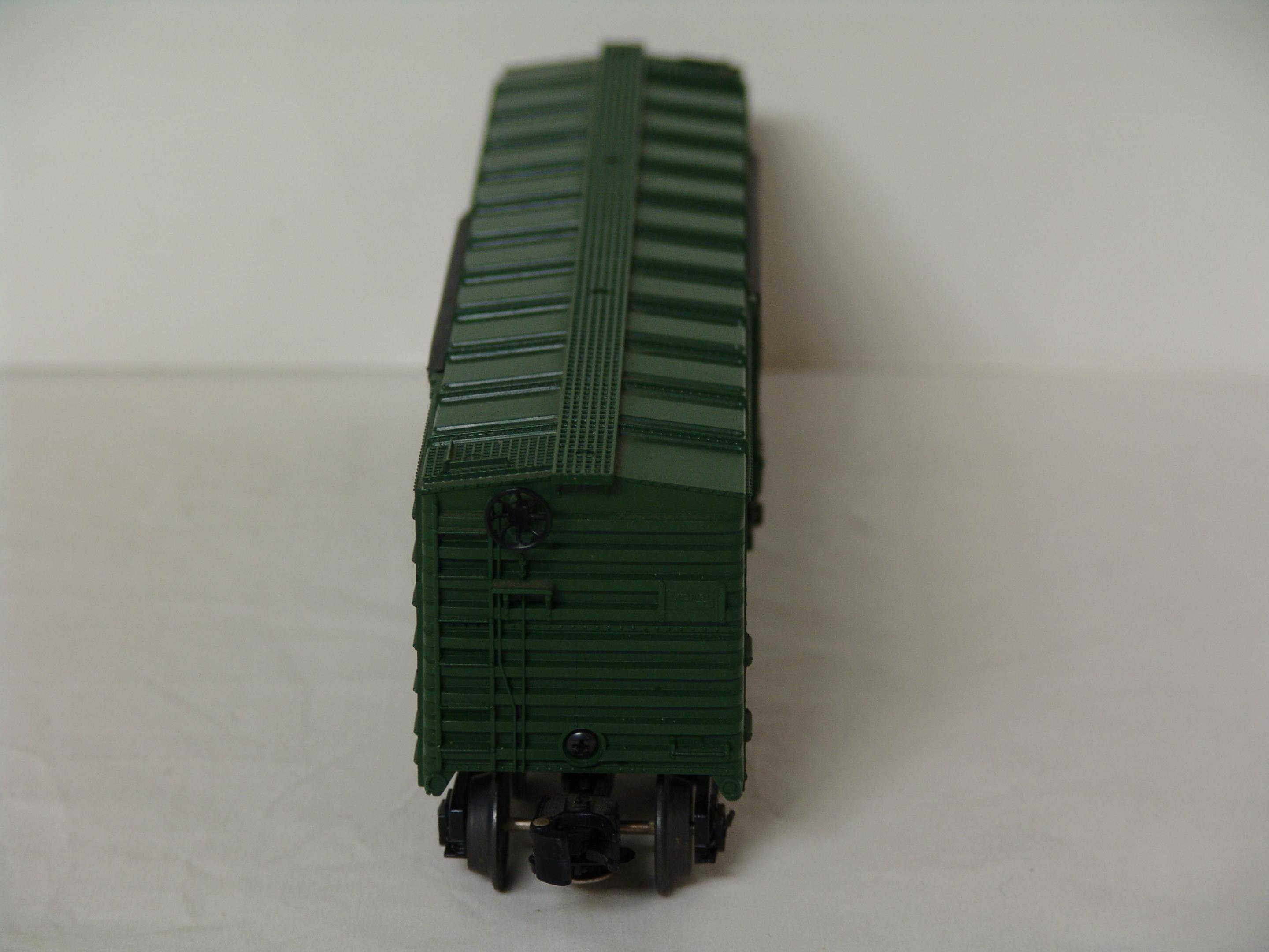 Santa Fe boxcar (used)