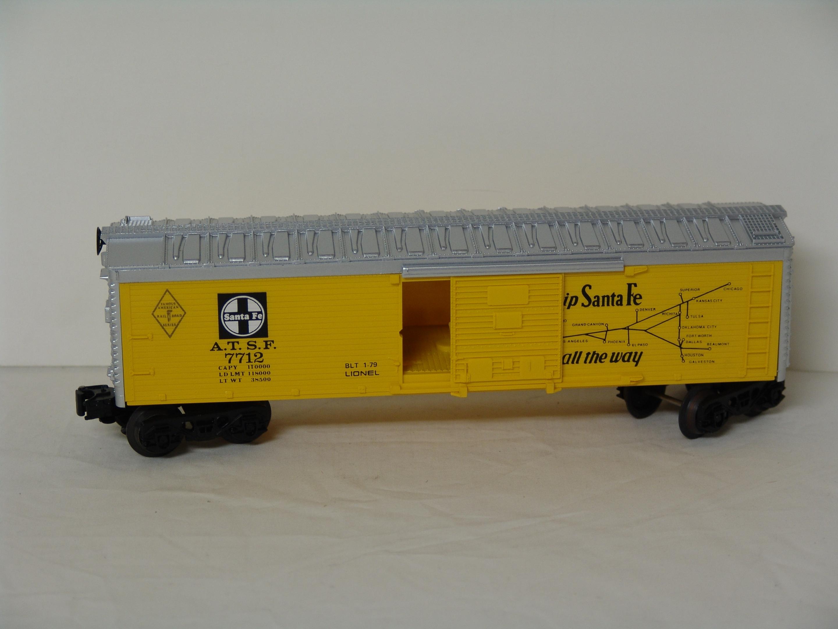 Famous American Railroad Series Santa Fe Boxcar (used)