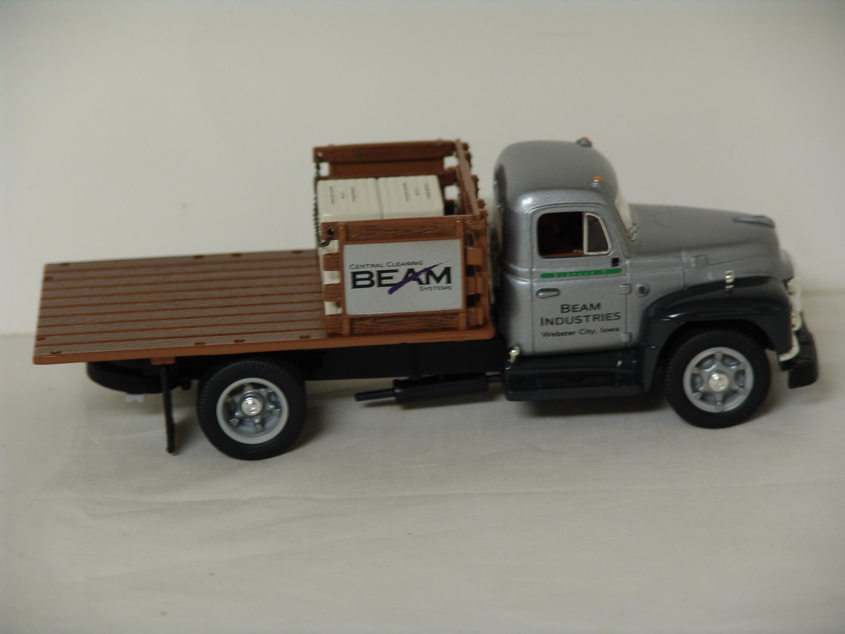Beam Industries 1955 Diamond-T Half Rack Stake Truck (used)