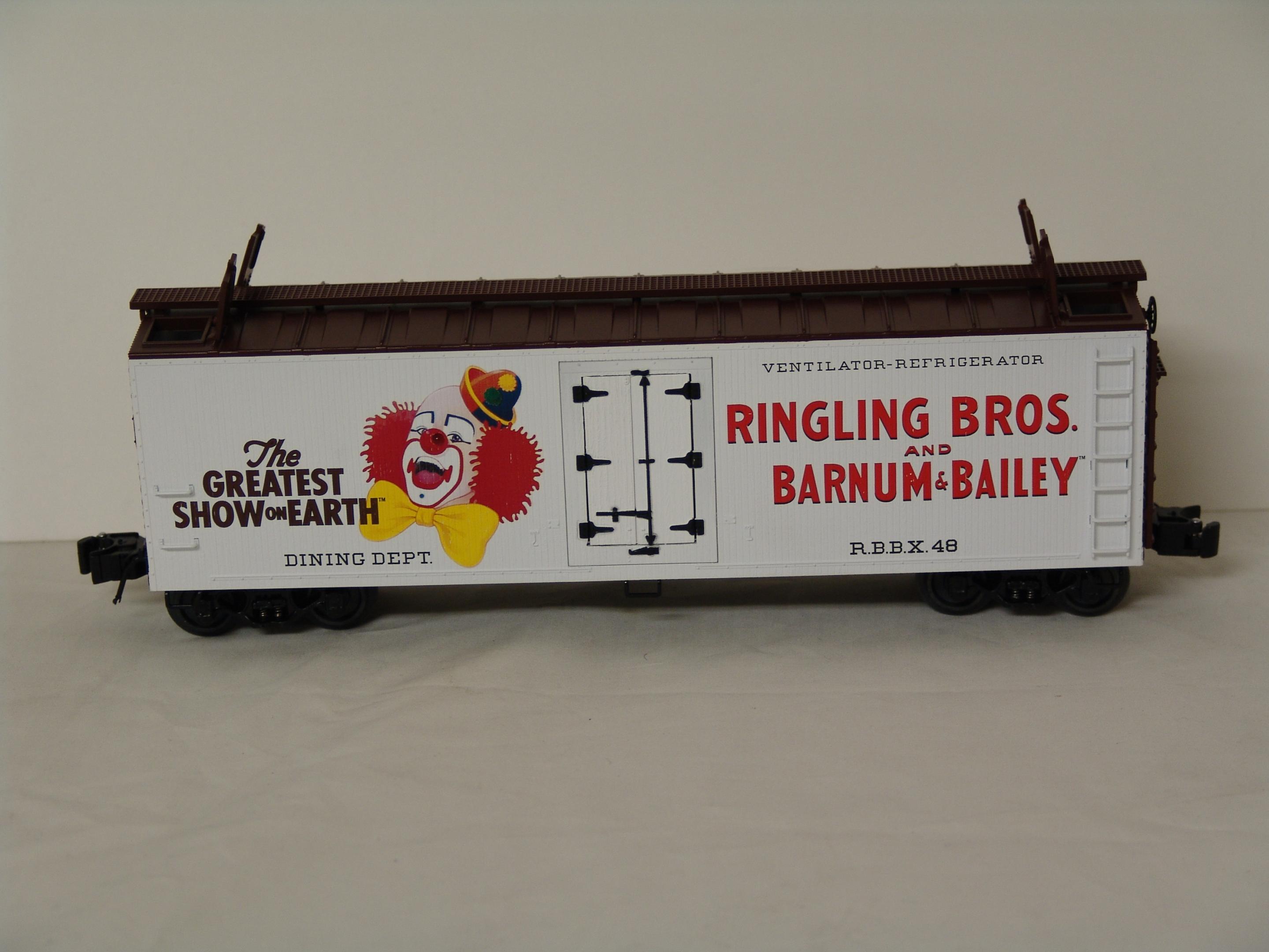 Ringling Bros™ Lighted Clown scale size wood-sided reefer #48 (used)