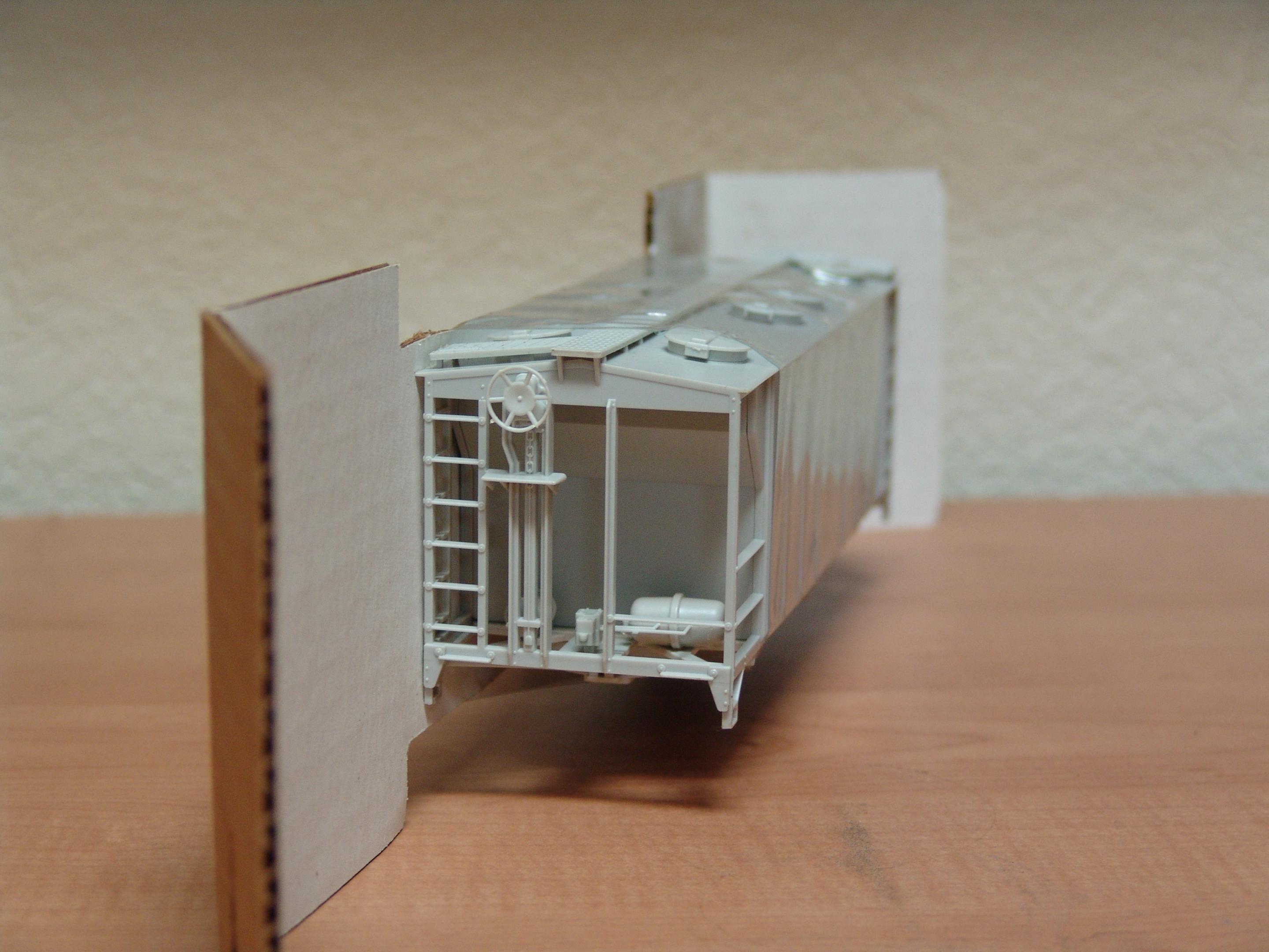 undecorated PS-2 34' covered hopper body (used)
