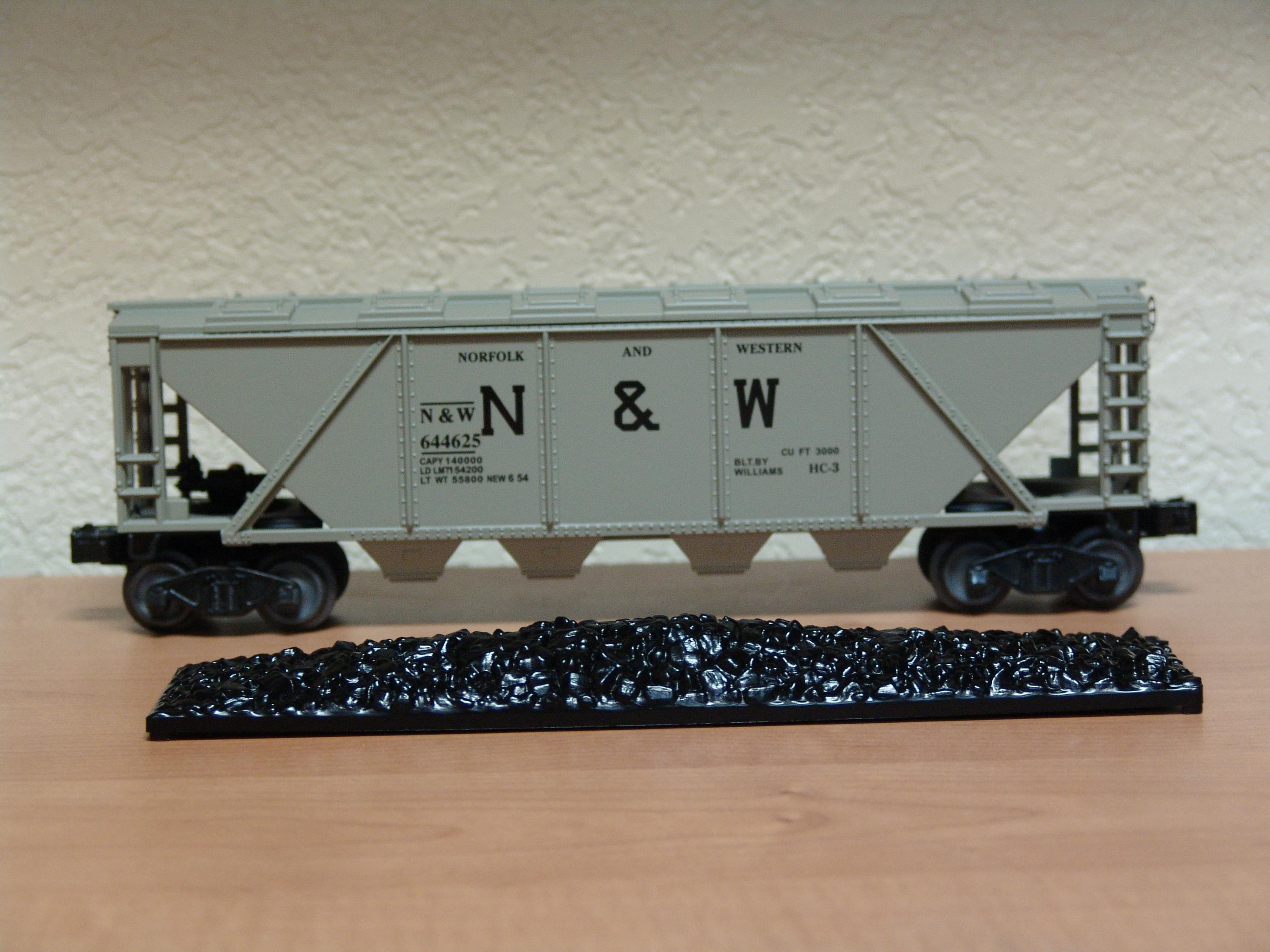 Norfolk & Western quad hopper with cover and coal load (used)