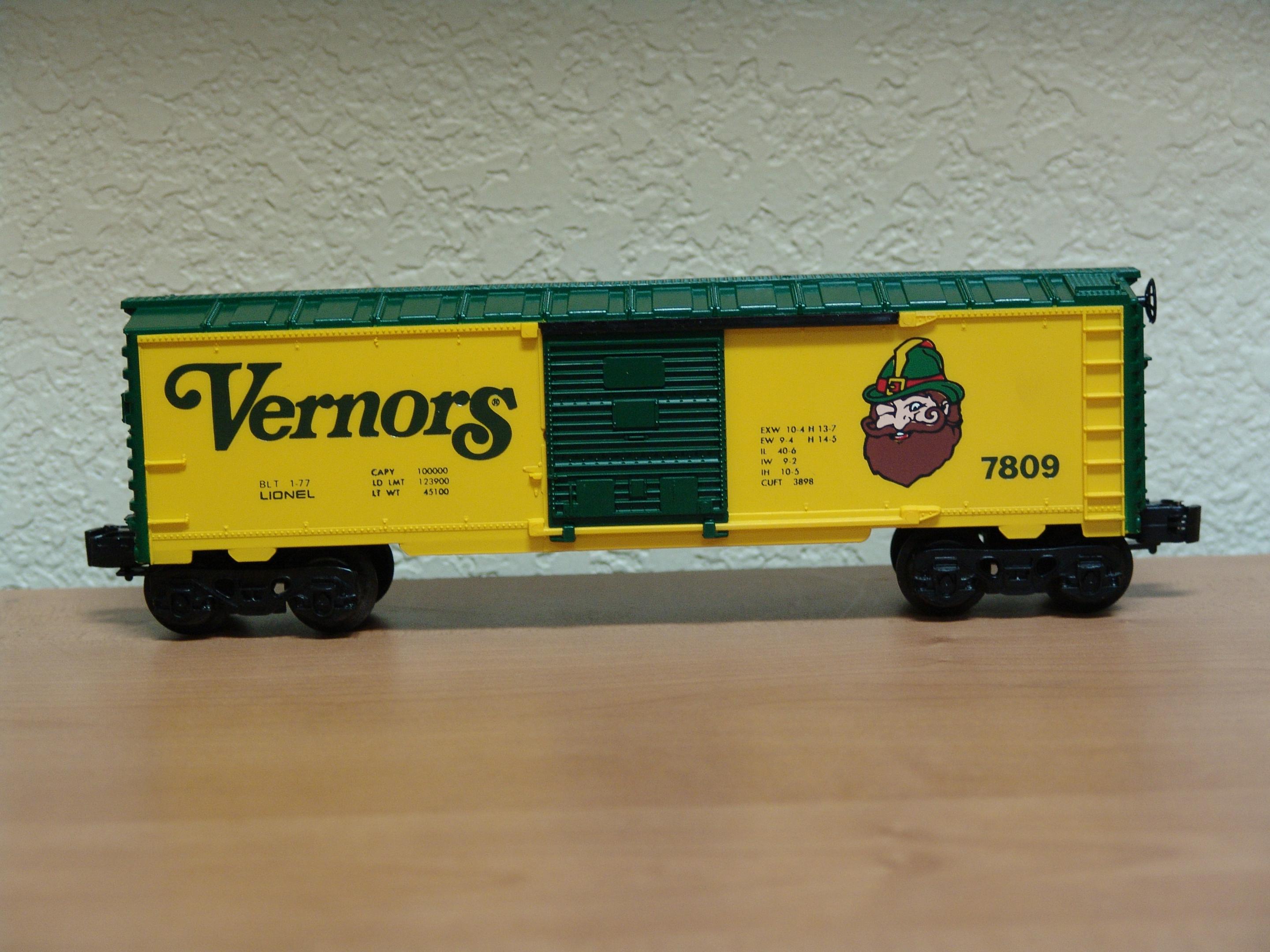 Vernors boxcar (used)