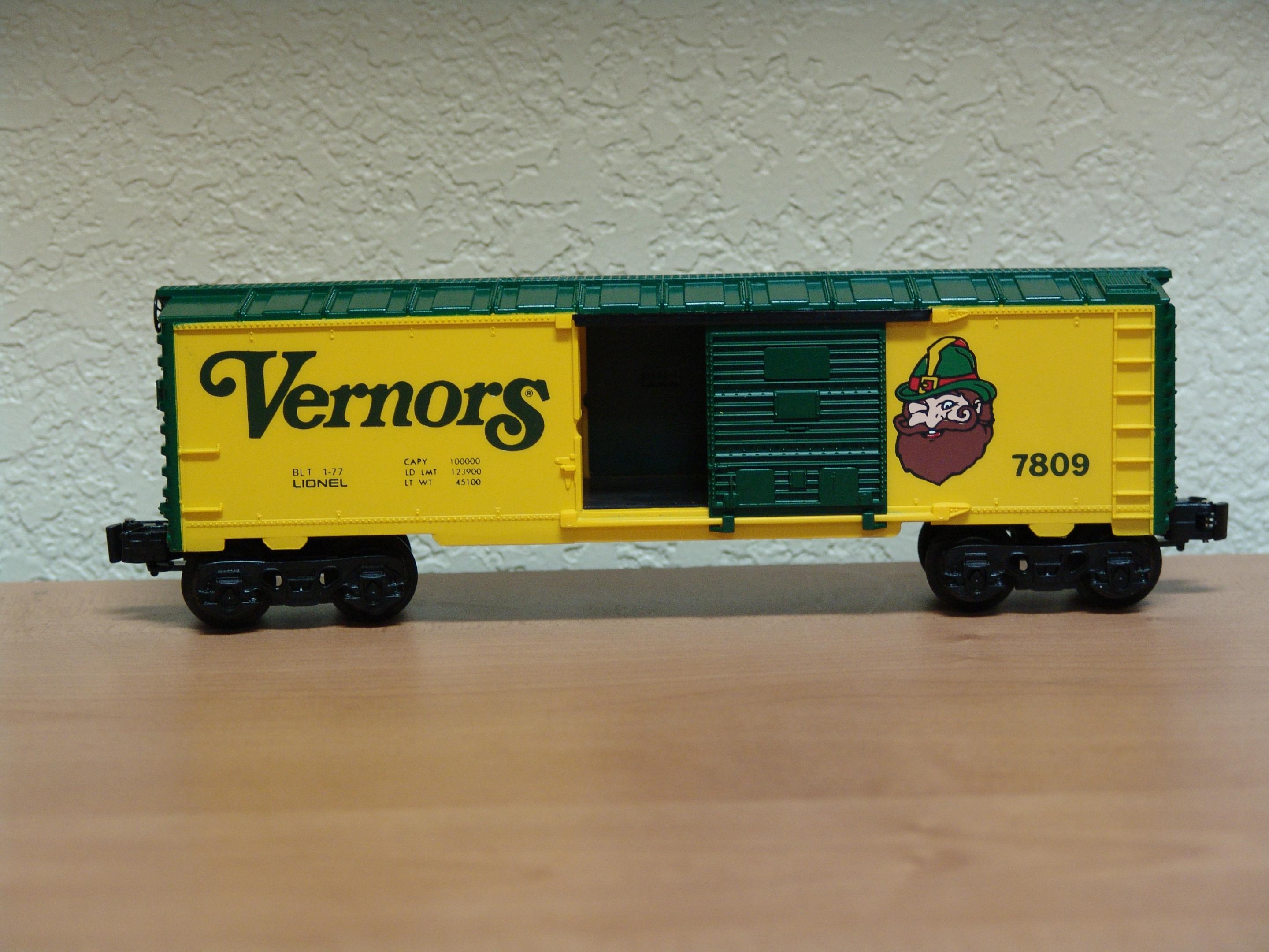 Vernors boxcar (used)