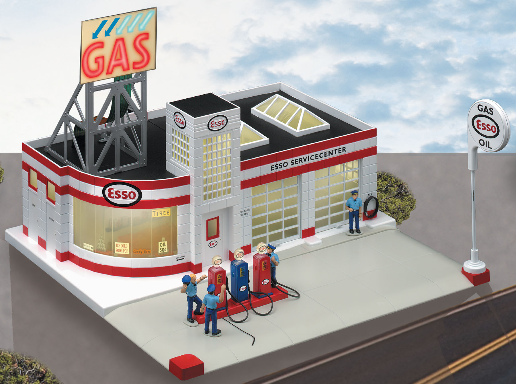 Lionelville Esso Gas Station