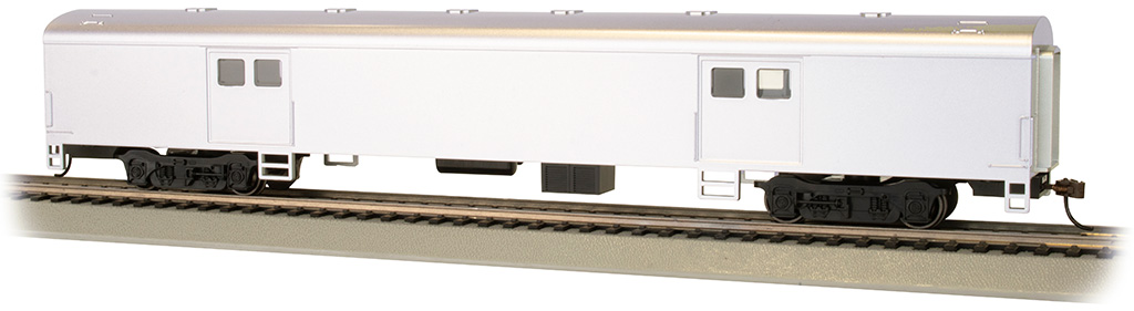 painted aluminum unlettered 72' smooth-side baggage car