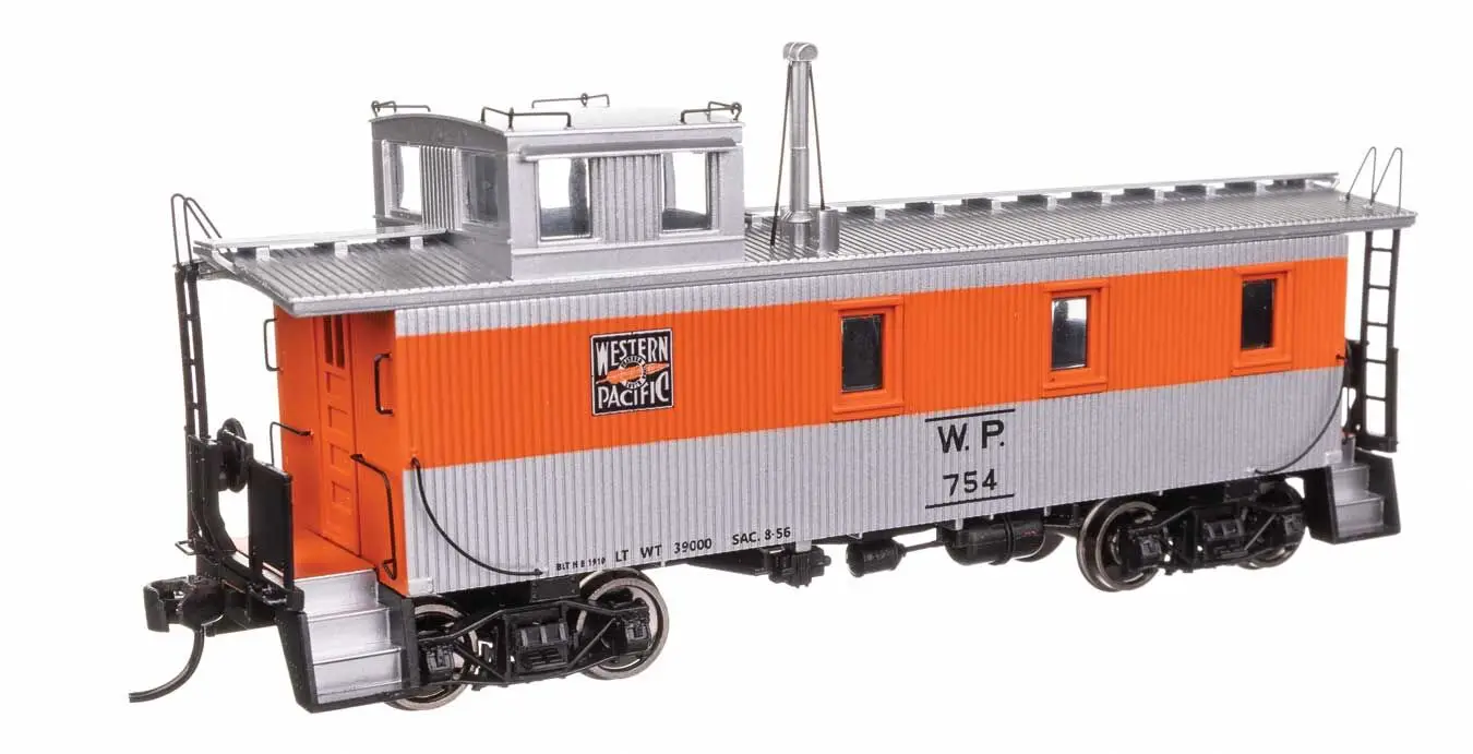 Western Pacific 30' GTW style caboose #754
