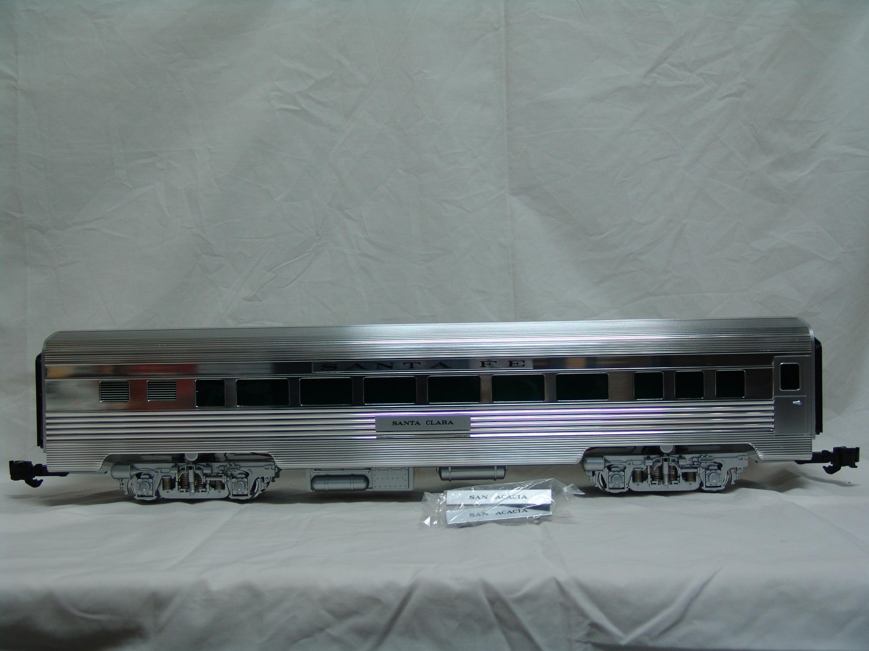 Santa Fe streamlined coach "Santa Clara" (used)