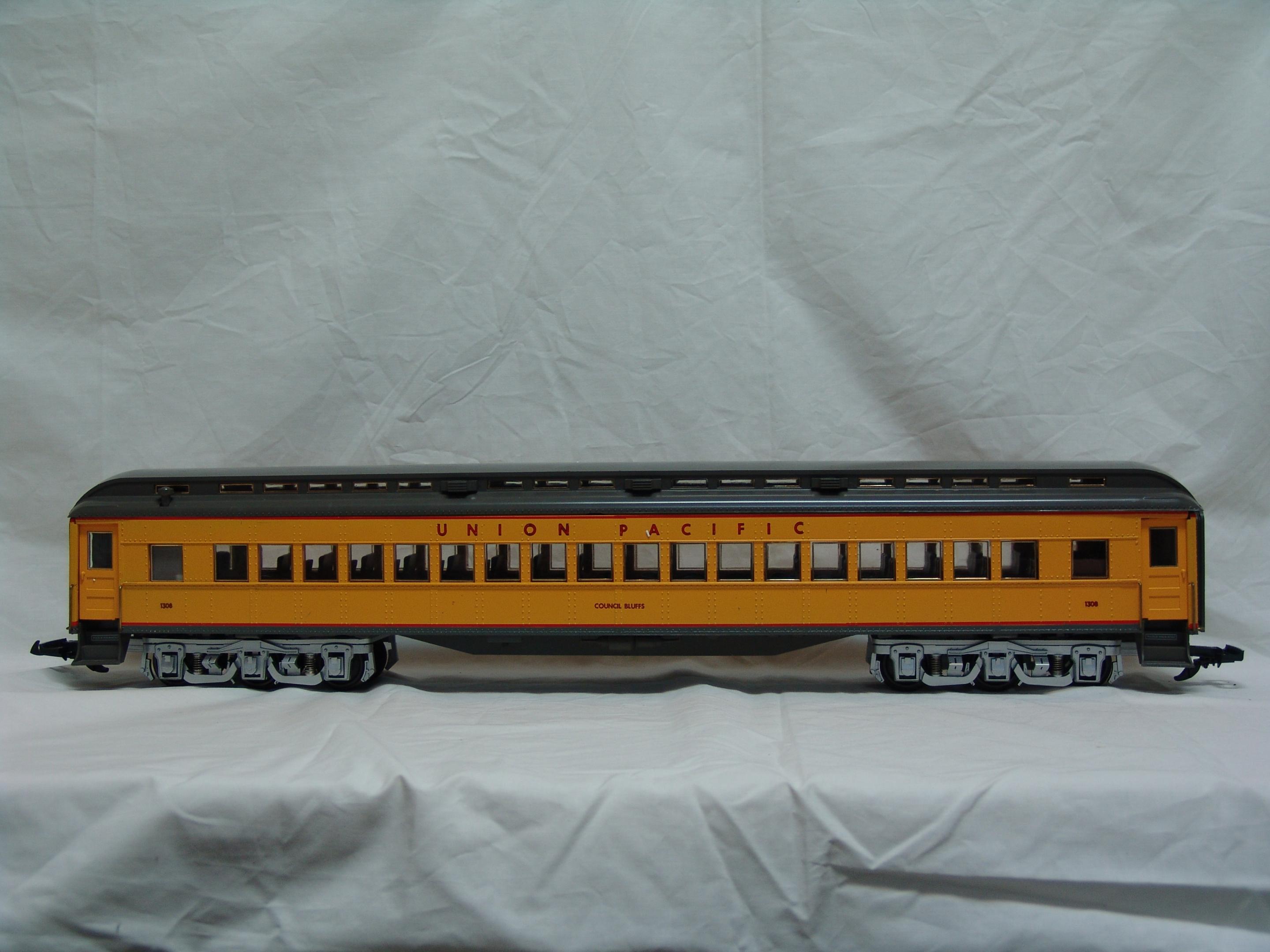 Union Pacific heavyweight coach "Council Bluffs"