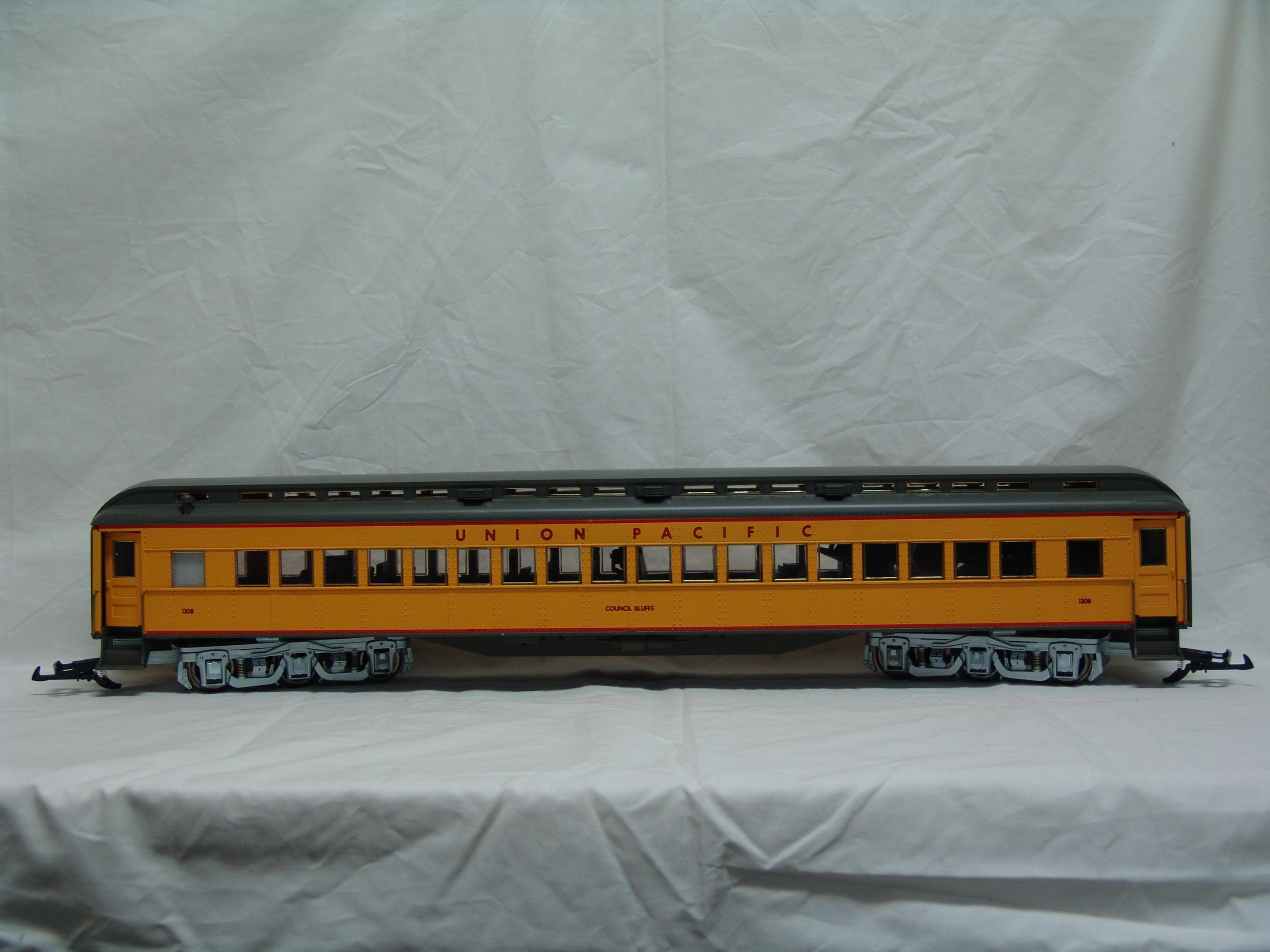 Union Pacific heavyweight coach "Council Bluffs"