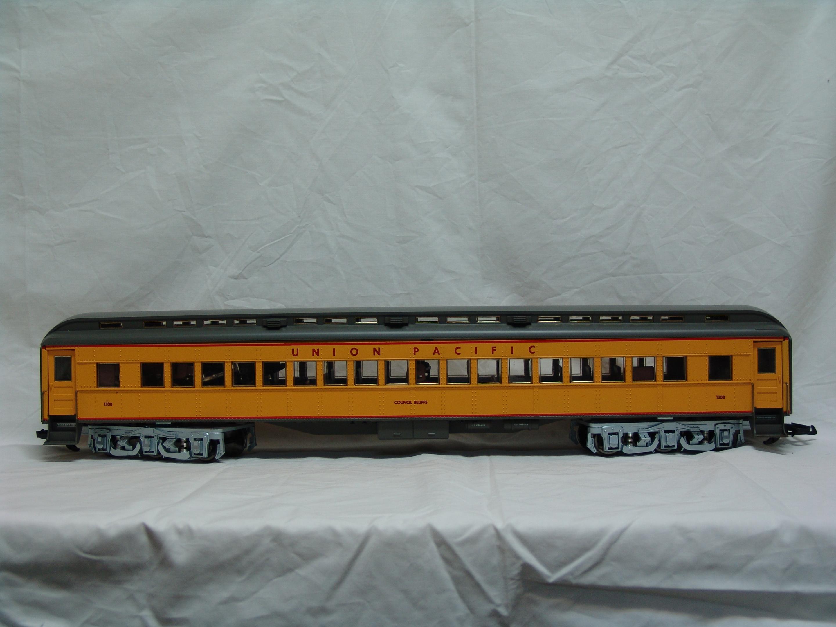 Union Pacific heavyweight coach "Council Bluffs"