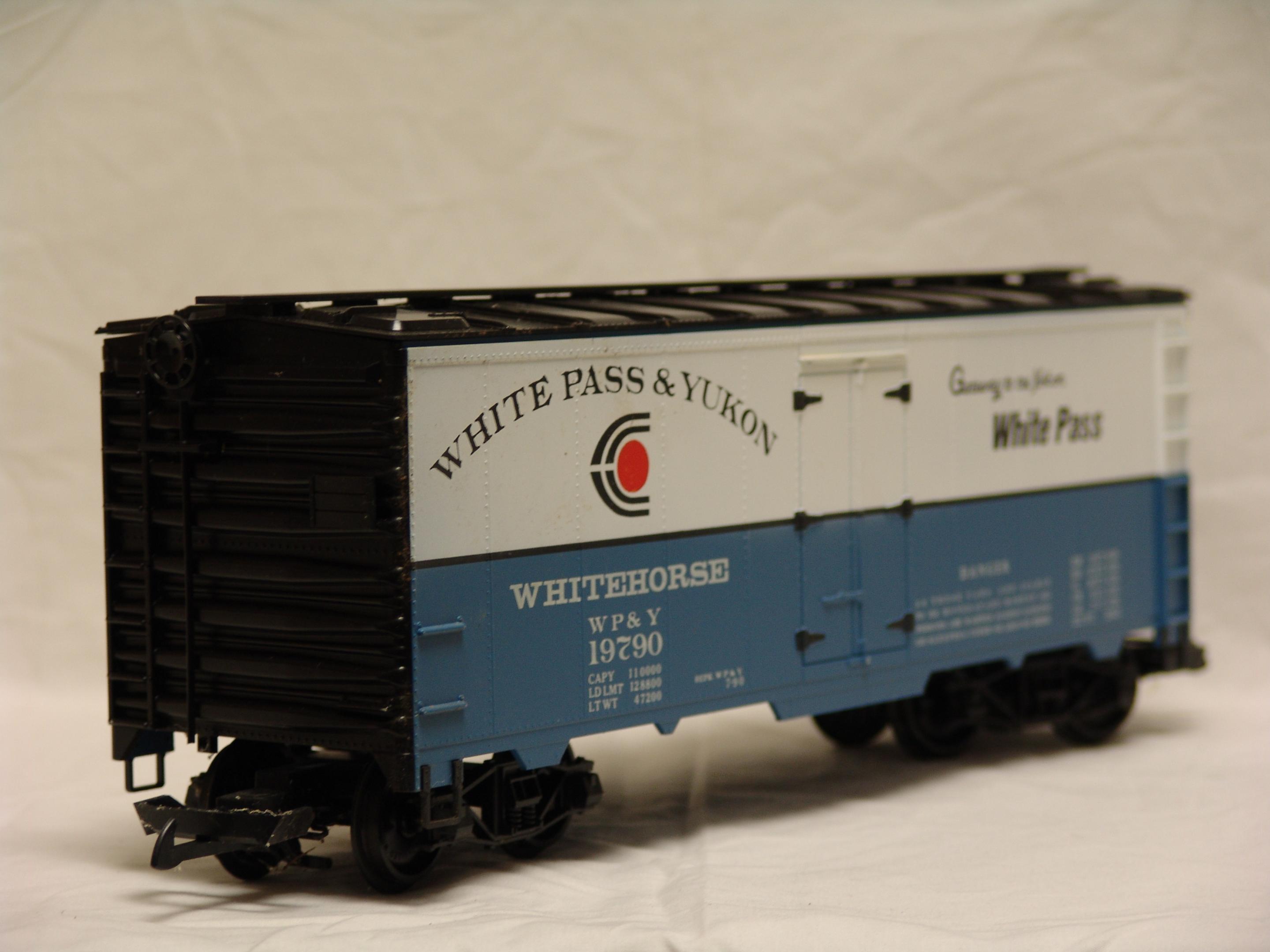 White Pass & Yukon refrigerator car #19790 (used) in boxcar box