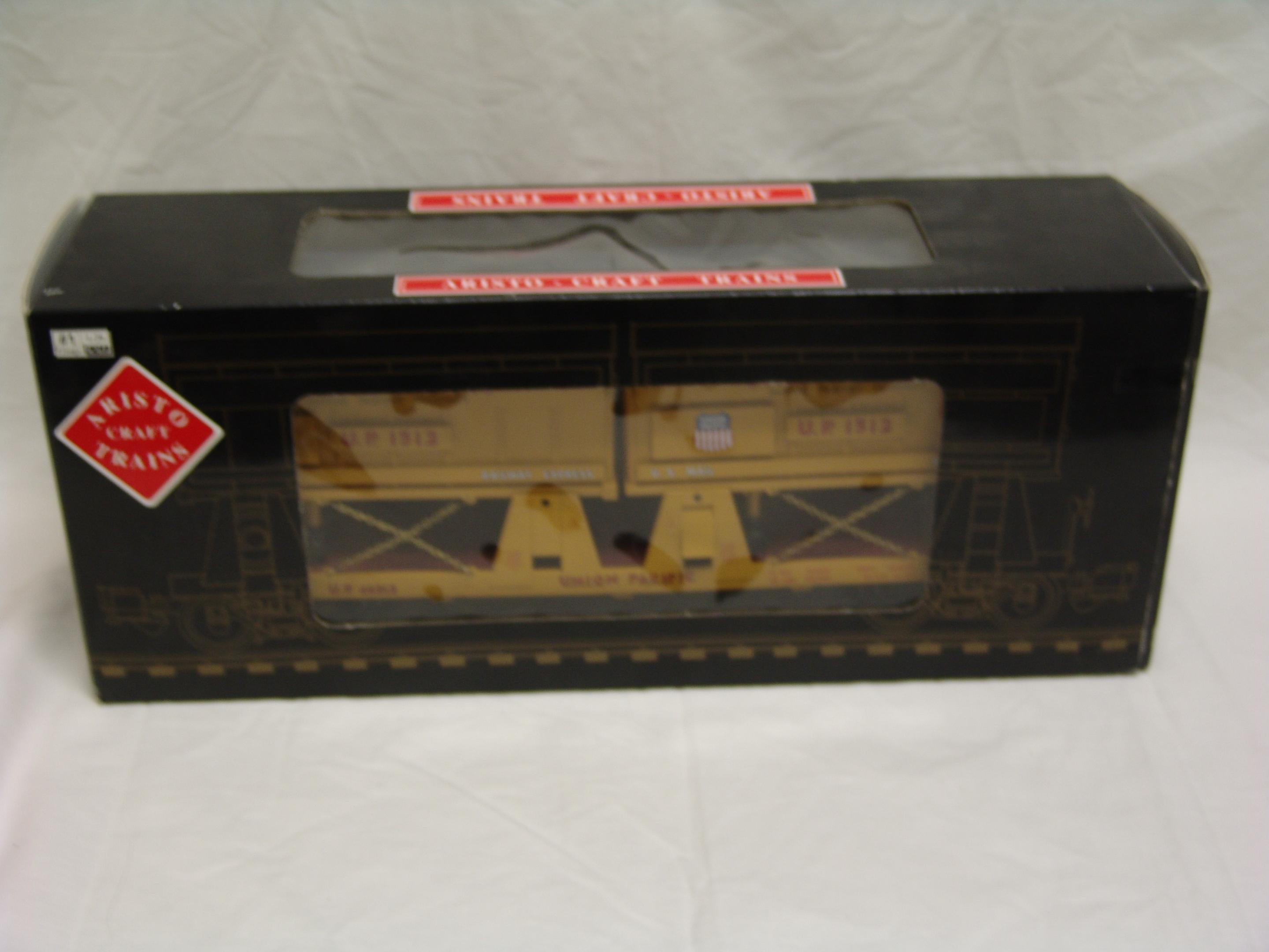 Union Pacific flatcar with two trailers (used)