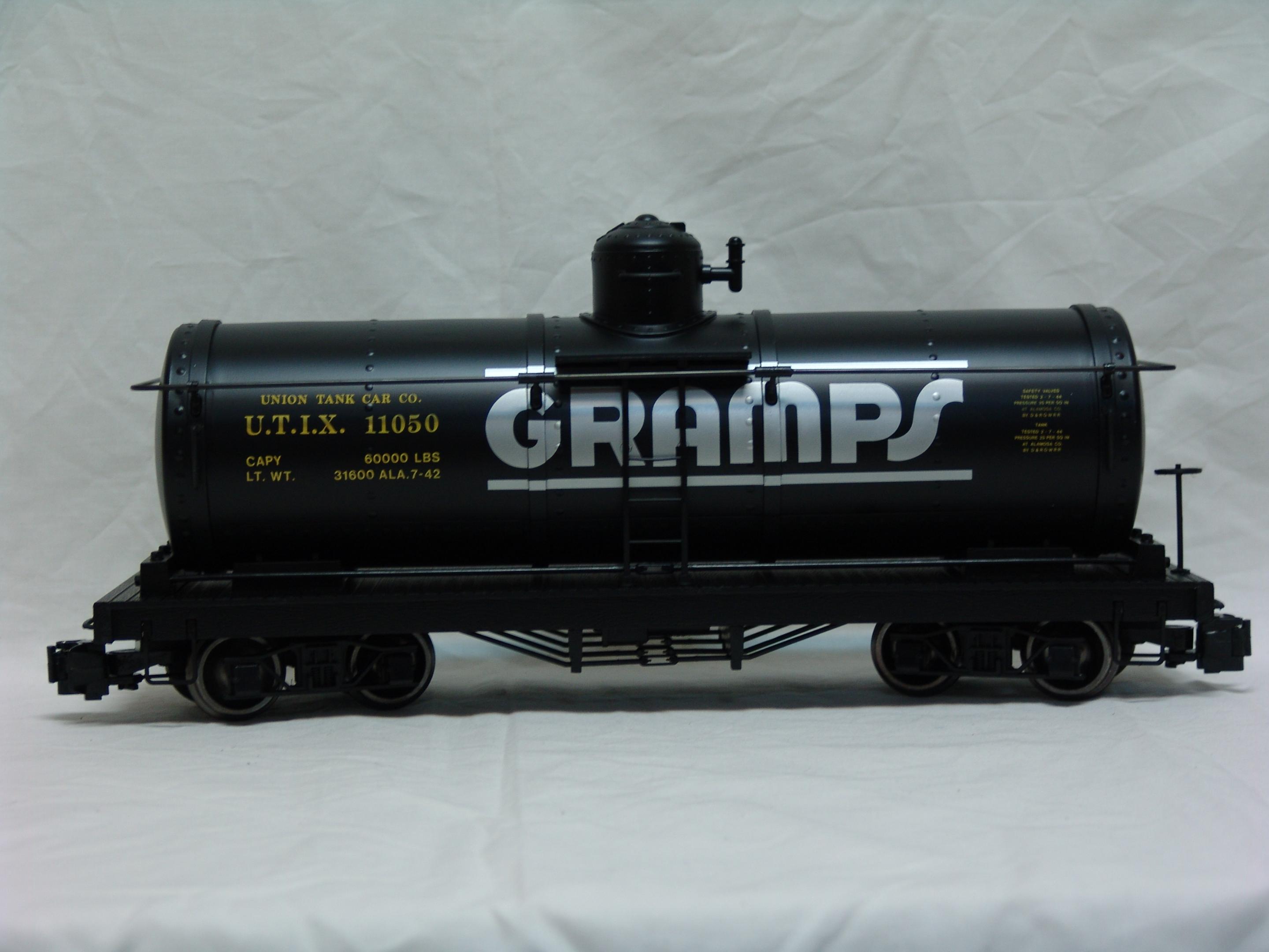 Gramps tank car #11050 (used)