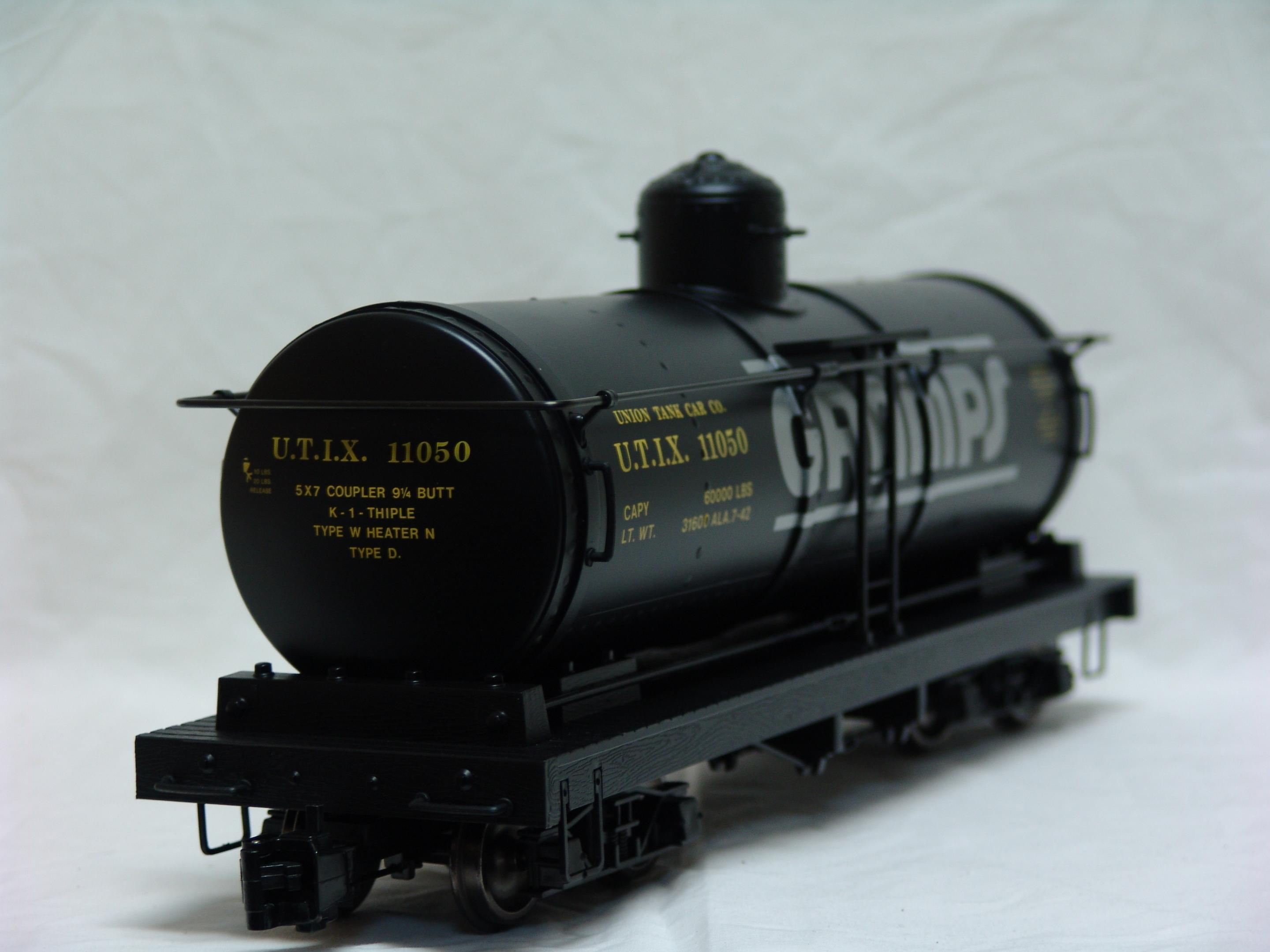 Gramps tank car #11050 (used)