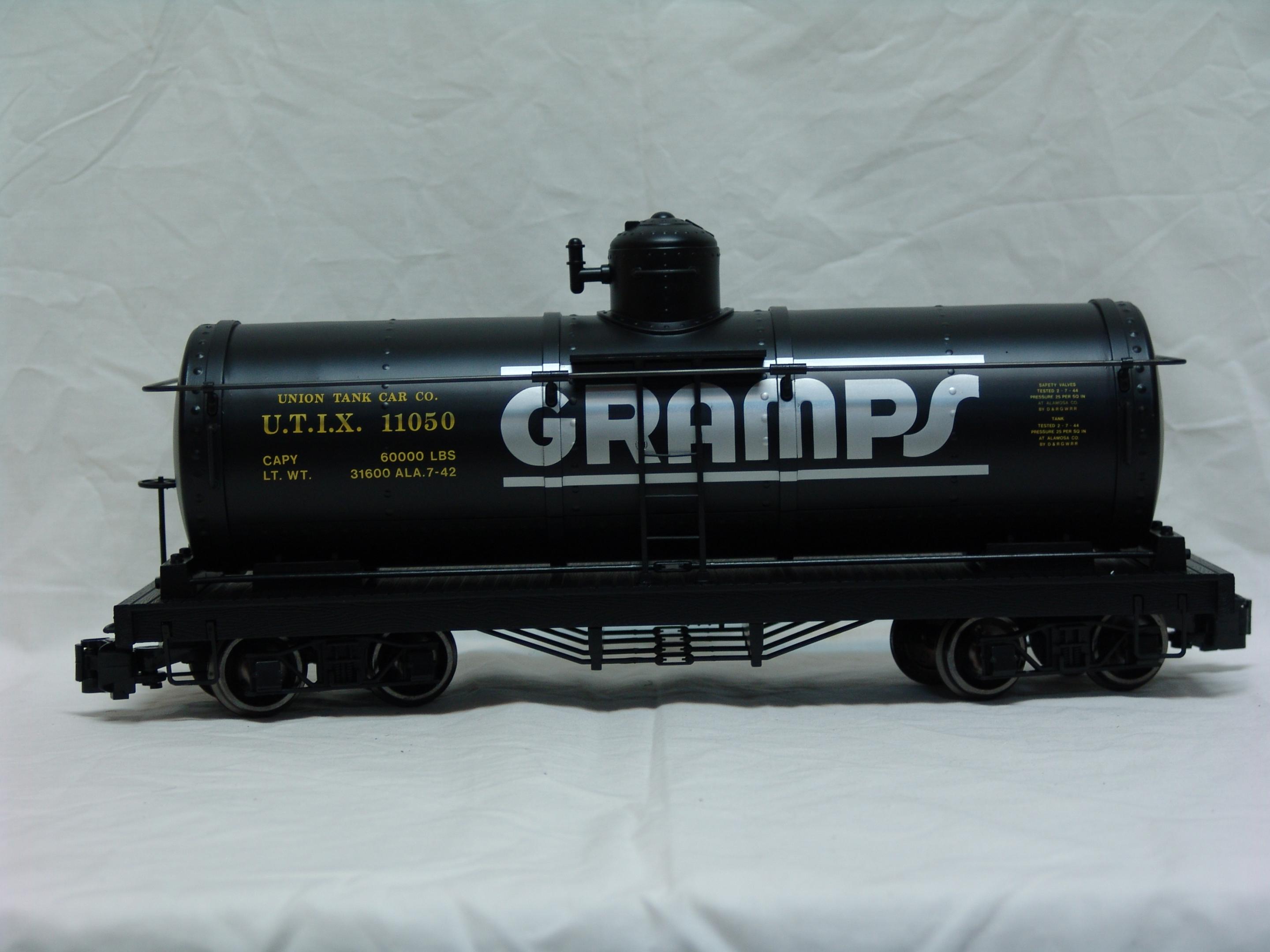 Gramps tank car #11050 (used)