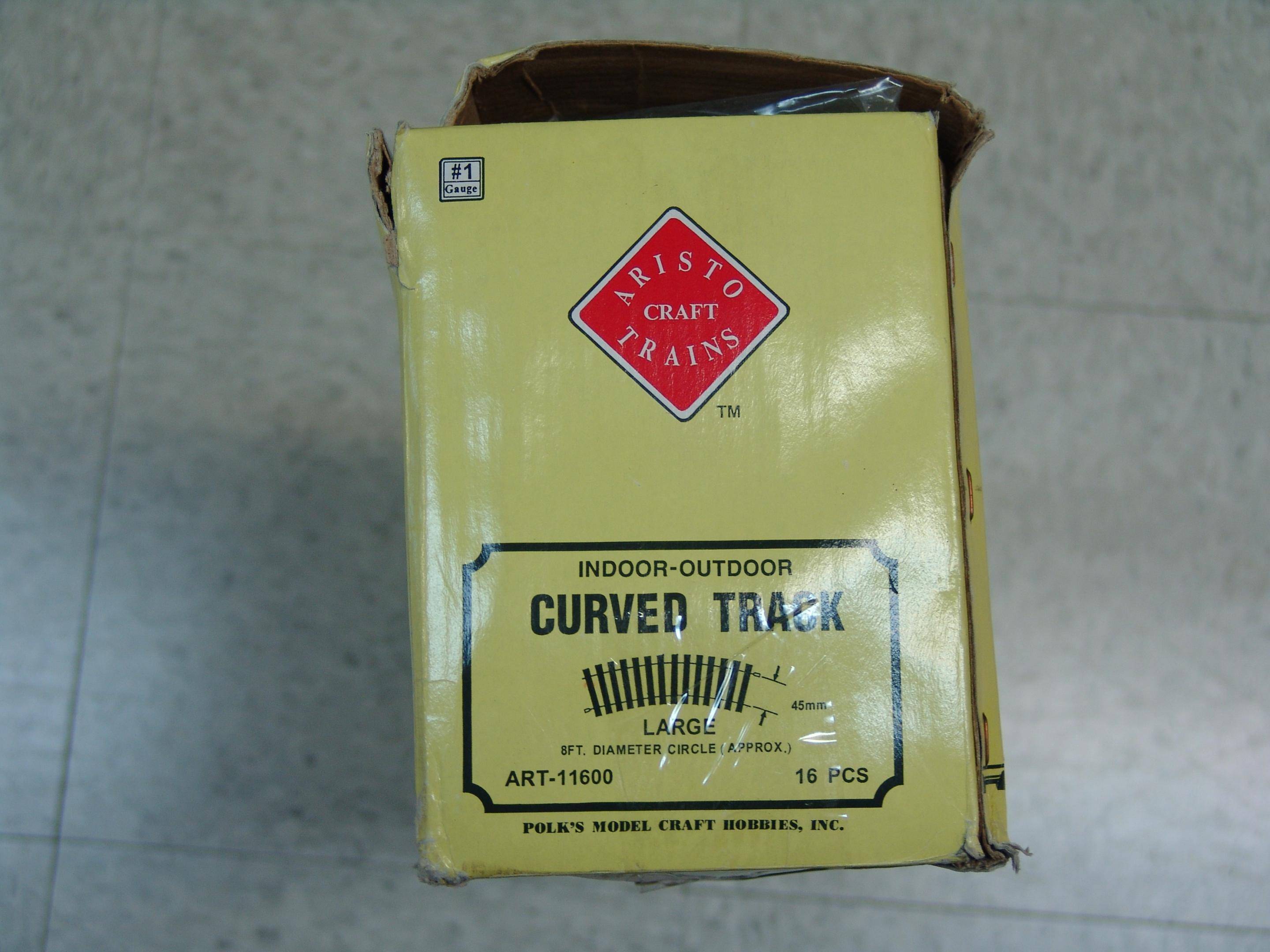 large diameter curved track (complete box of 16 pieces) used