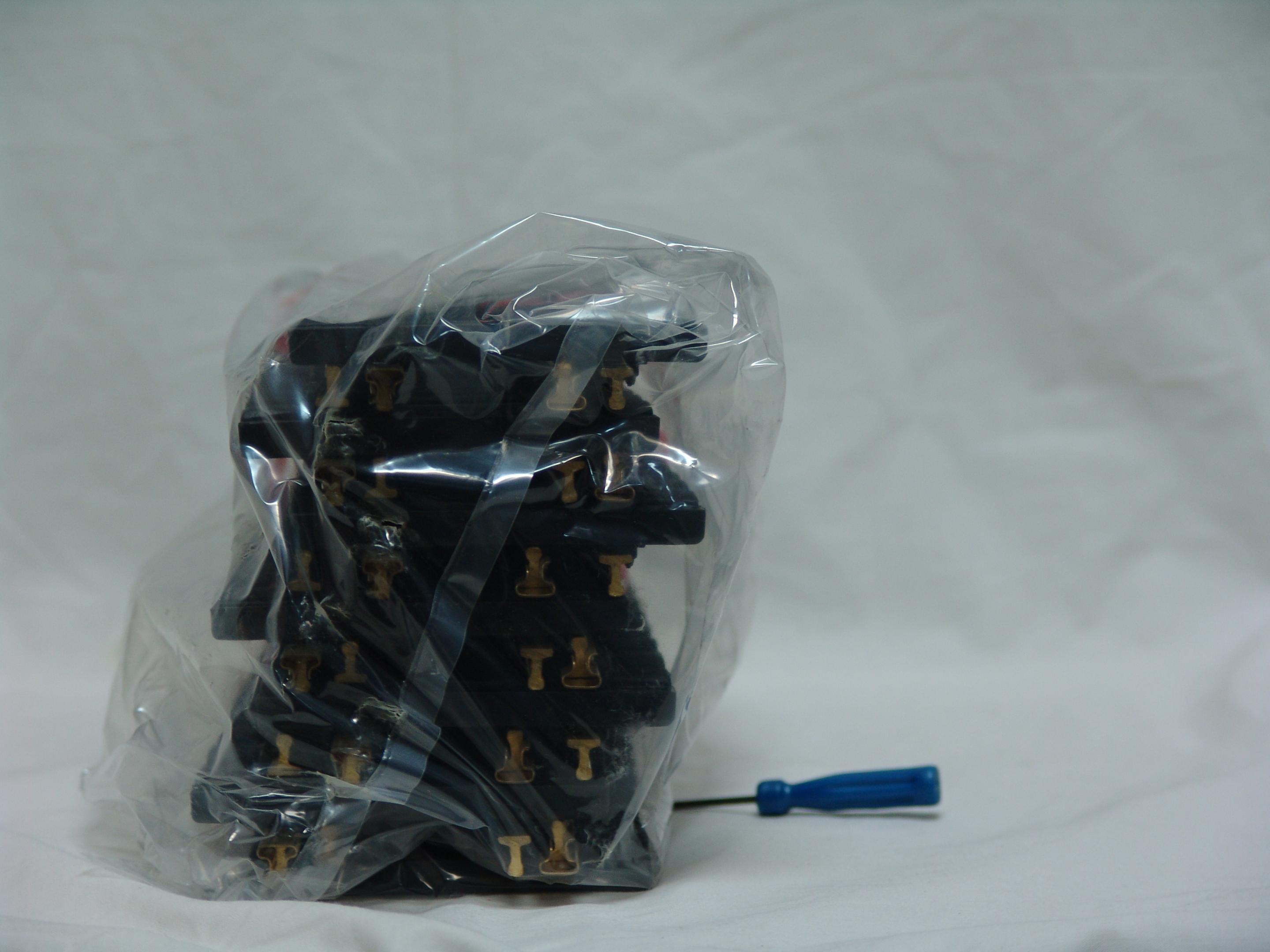 one foot straight track (complete box of 12 pieces) used