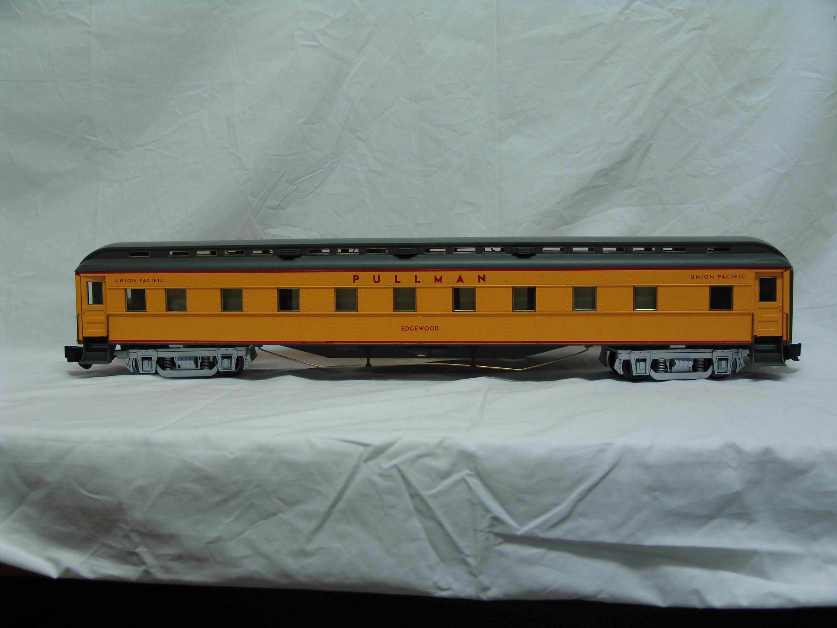 Union Pacific Pullman "Edgewood" in plain box (used)