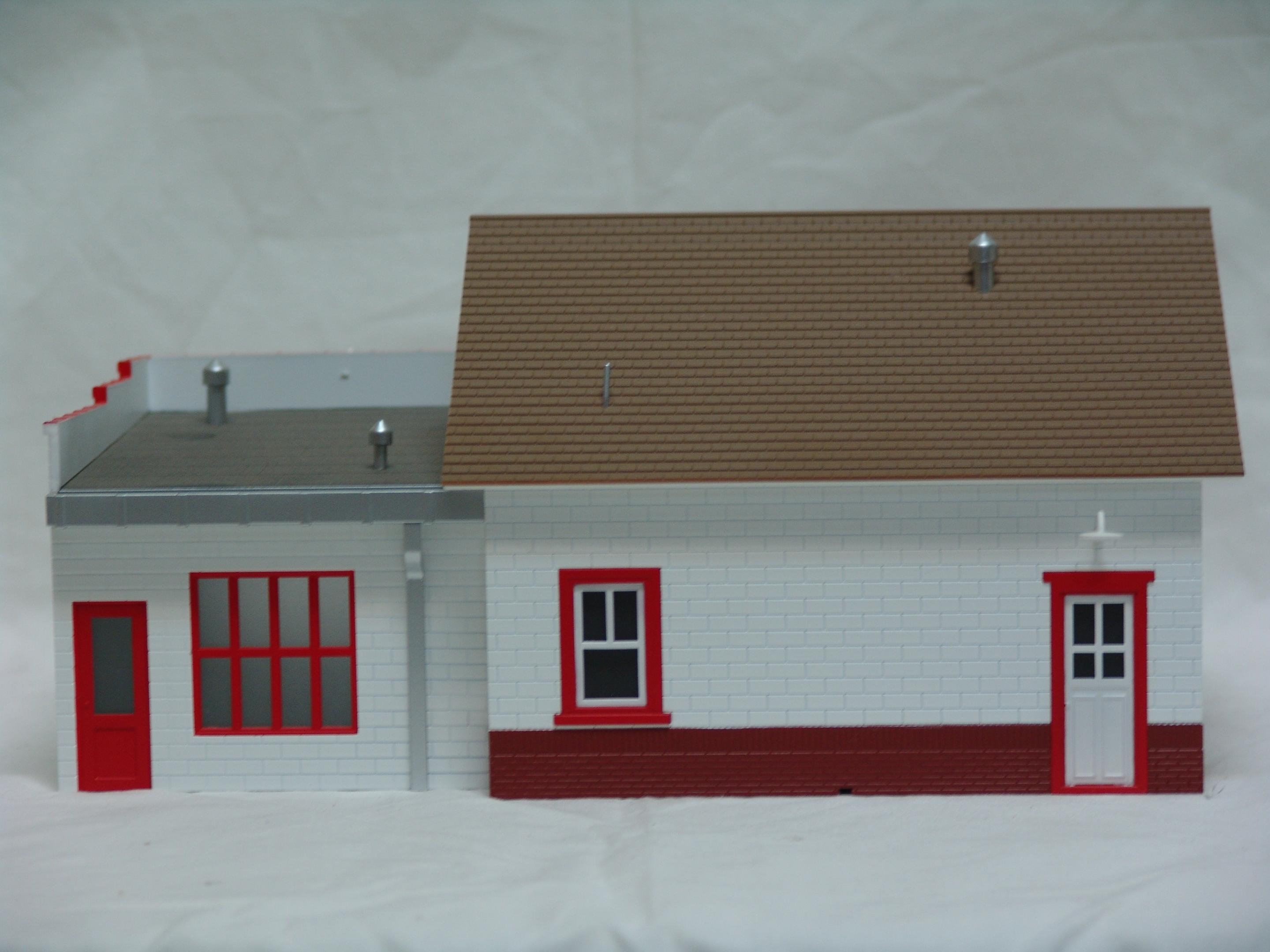 Shell country gas station (used)