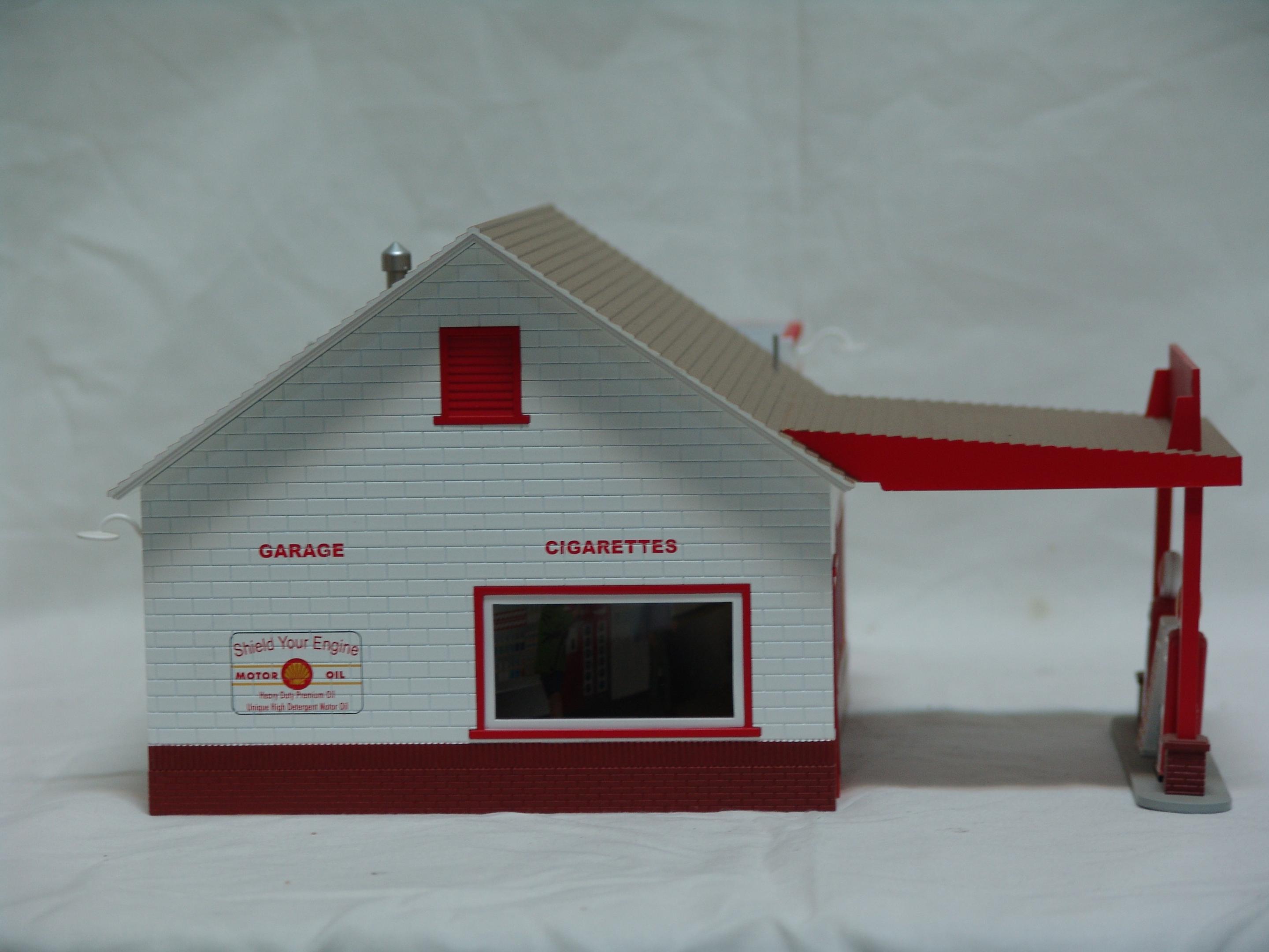 Shell country gas station (used)