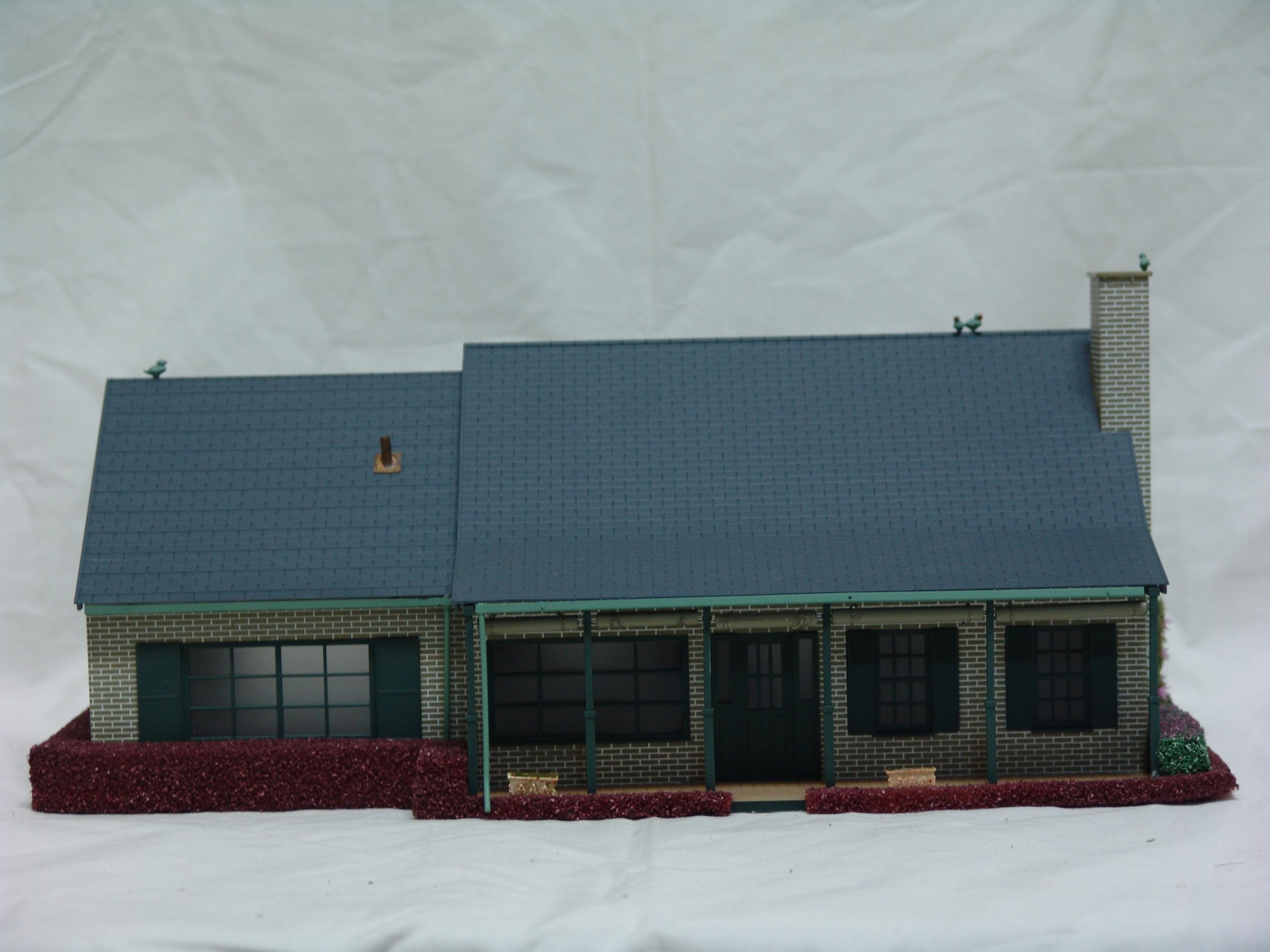beige brick suburban house deluxe (used)